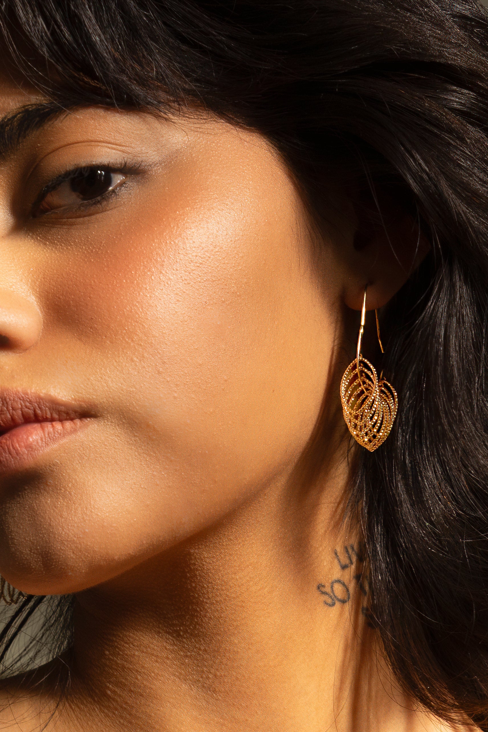 Peter + June - Fay Hoops - Gold -