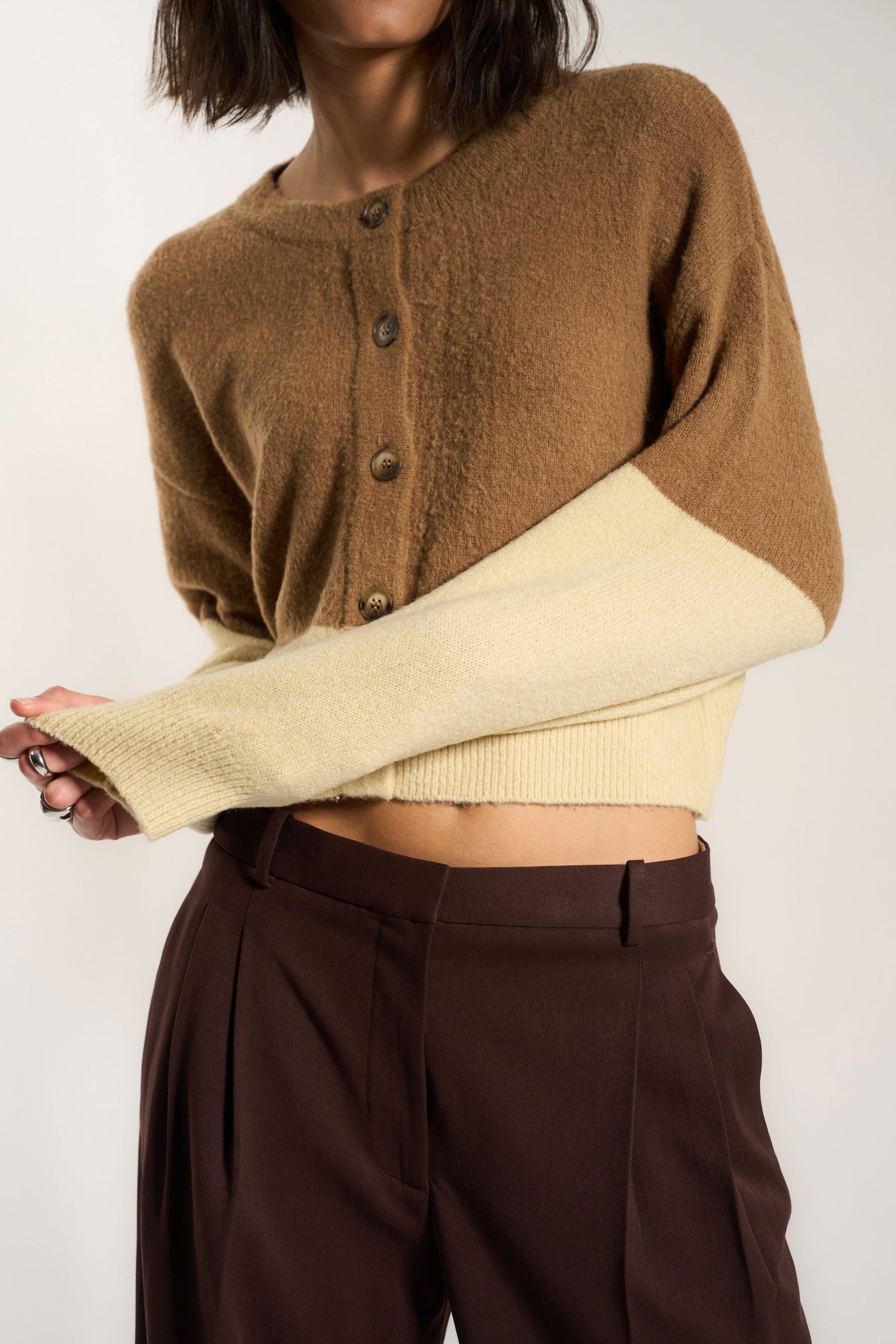 Callahan Knitwear - Fiona Cardigan - Raw Umber -