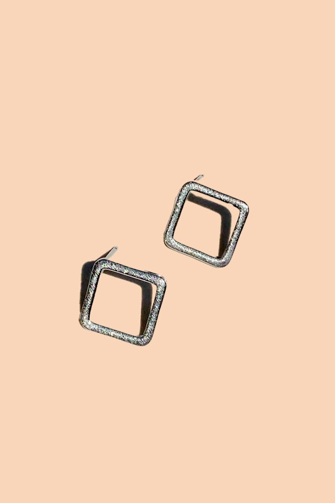 Peter + June - Geo Studs - Silver Square -