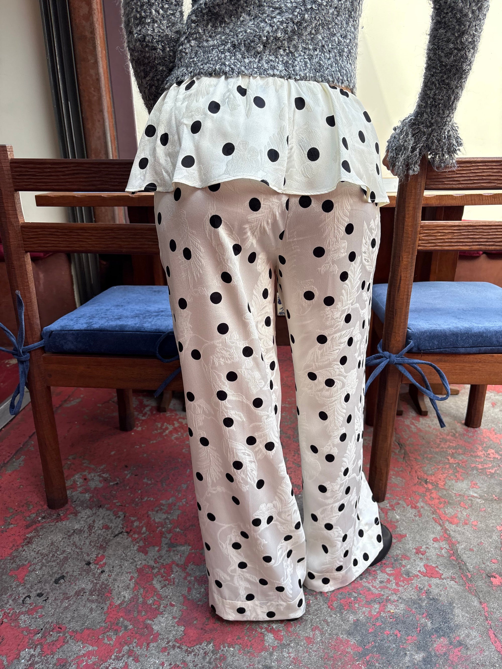 Lisa Says Gah - Renee Pant - White Dot -