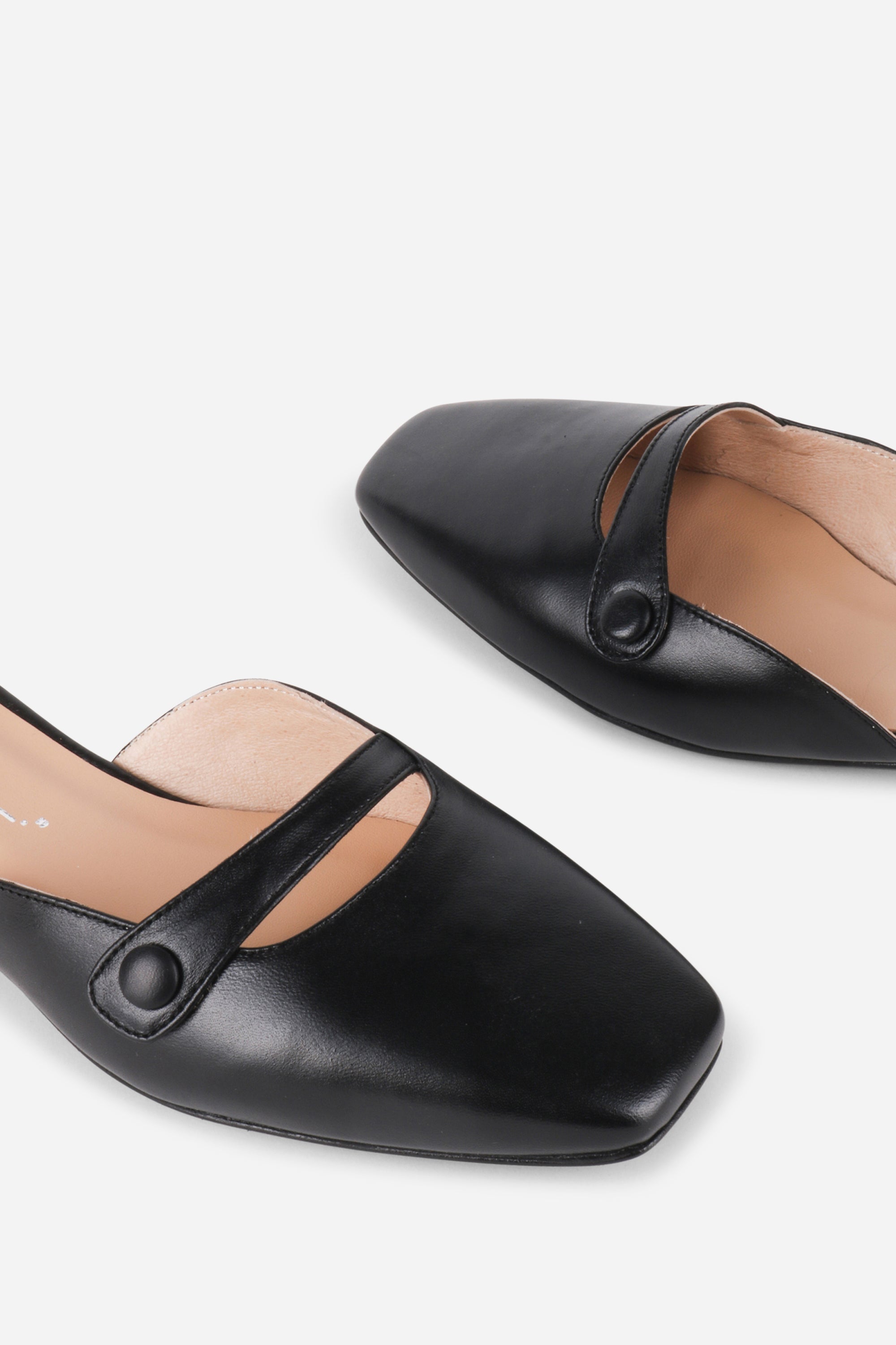 Intentionally Blank - Iris Leather Mary Jane Flat -