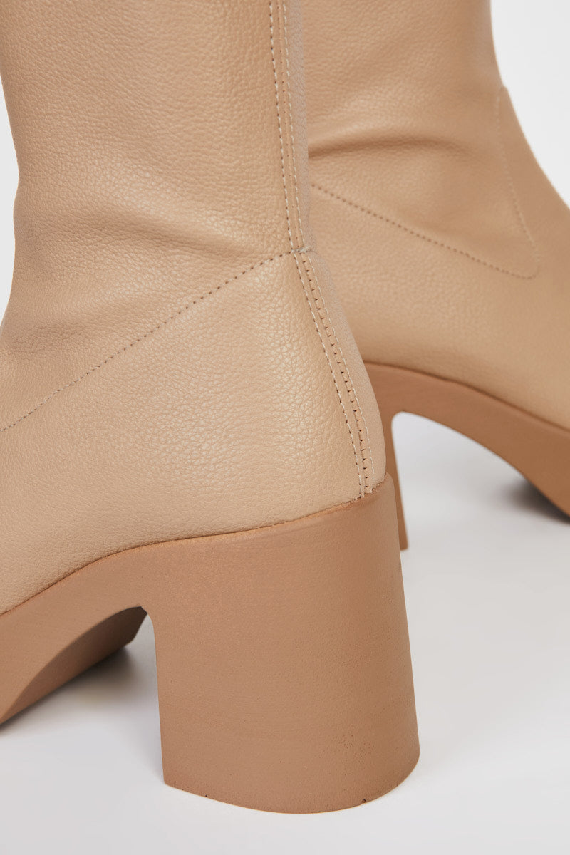 Intentionally Blank - Marlowe Vegan Platform Boot -