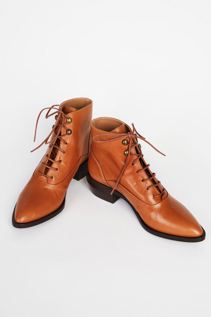 Intentionally Blank - West Lace Up Ankle Boot - WHISKEY LEATHER