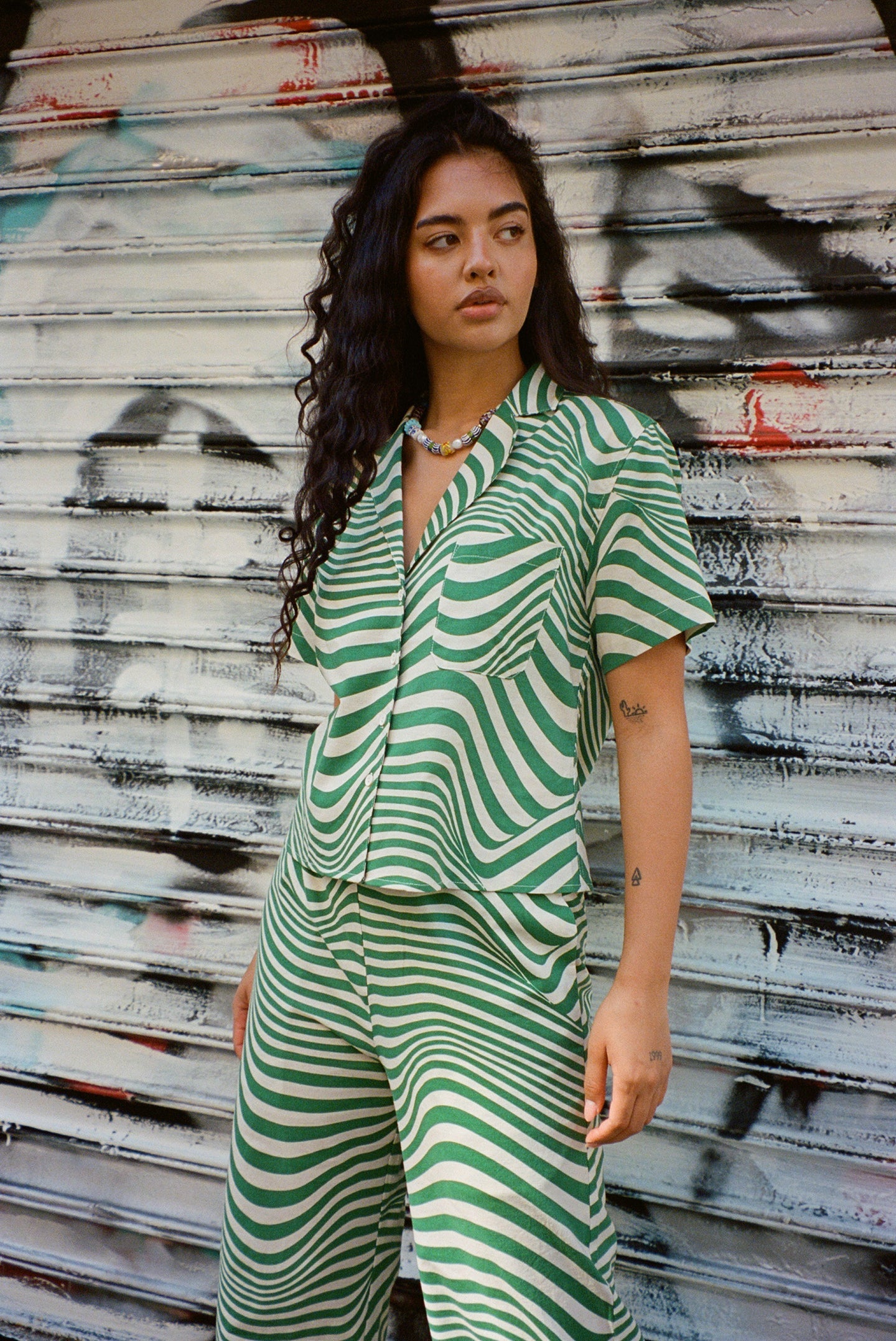 WRAY - Long Lounge Set - Algae Swirl -