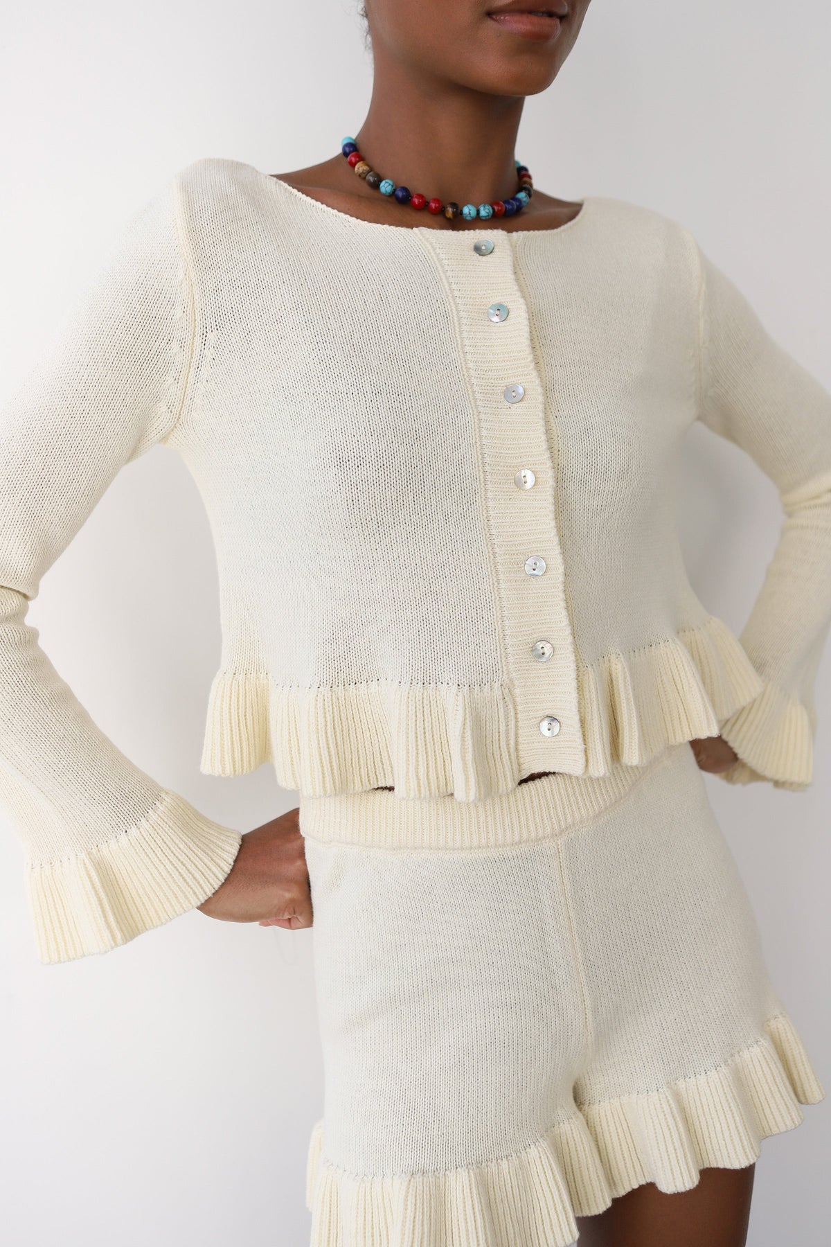 Lucia Short - Creme