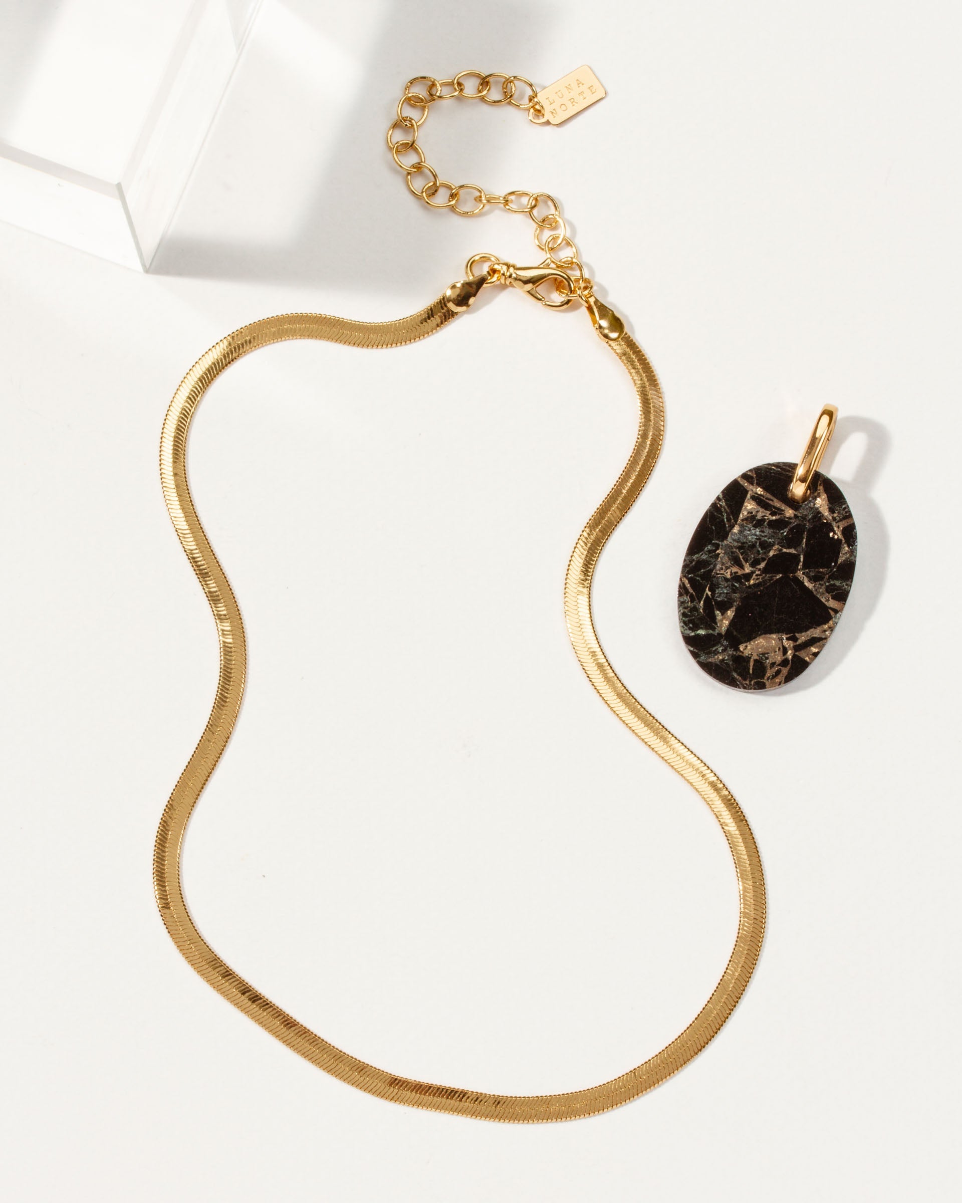 Luna Norte - Ambiance Necklace -