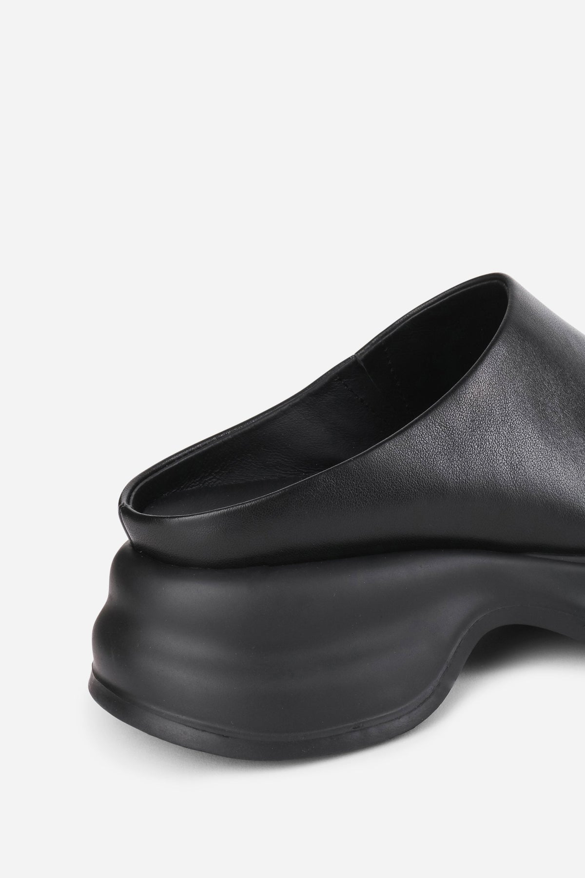 Intentionally Blank - Malix Platform Mule -
