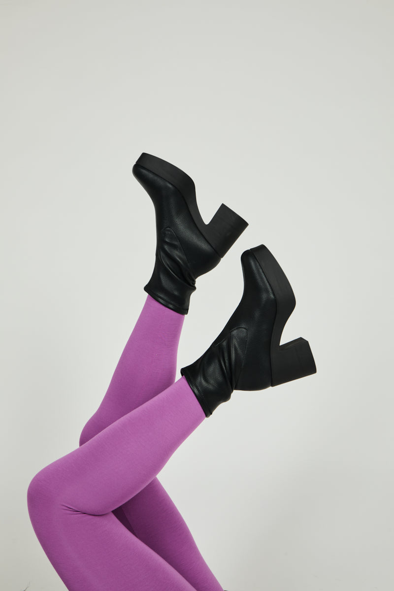 Intentionally Blank - Marlowe Vegan Platform Boot Black Sole -