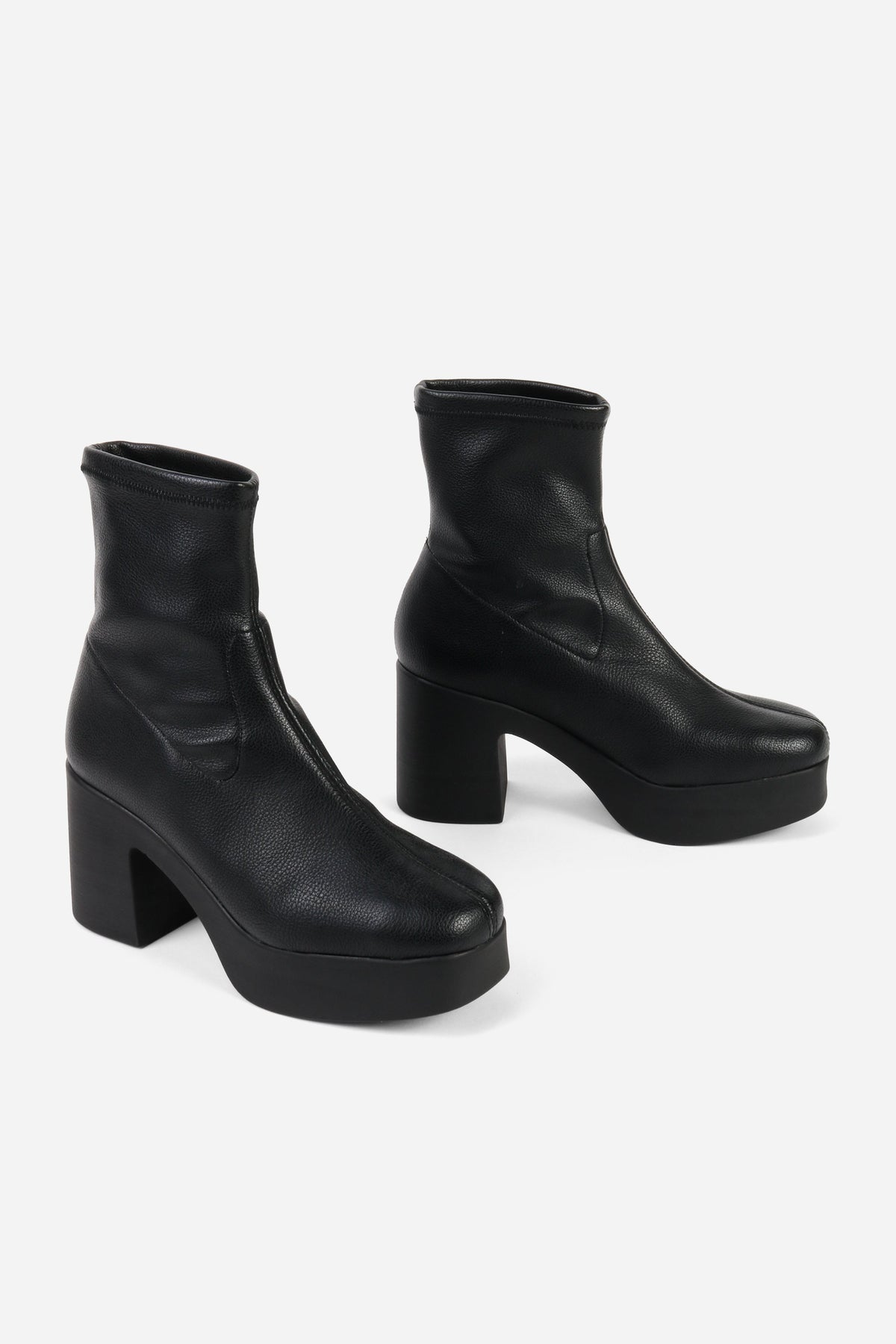 Intentionally Blank - Marlowe Vegan Platform Boot Black Sole - BLACK VEGAN BELUGA LEATHER