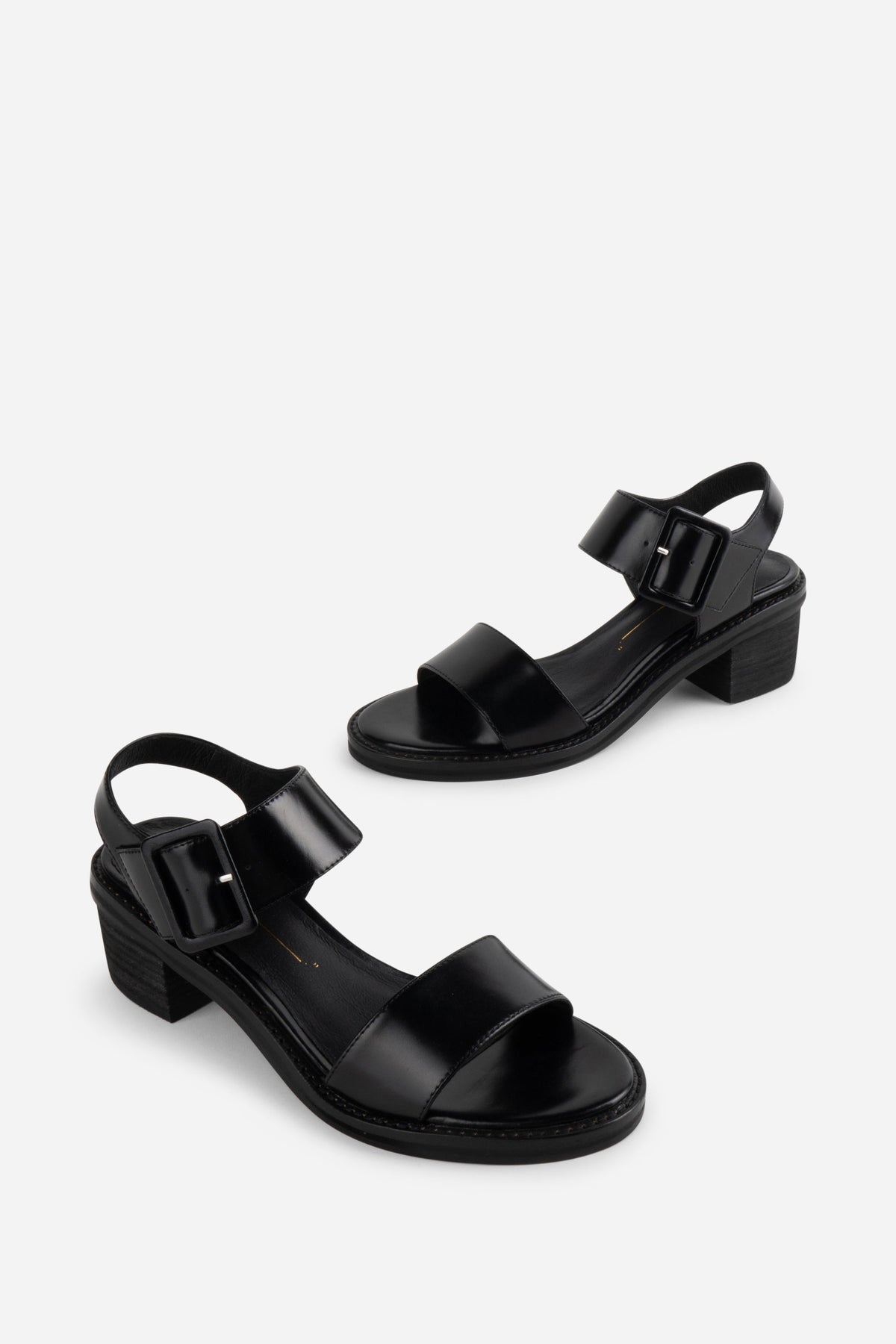 Intentionally Blank - Mazzy Stacked Heel City Sandal - BLACK OILED BOX LEATHER