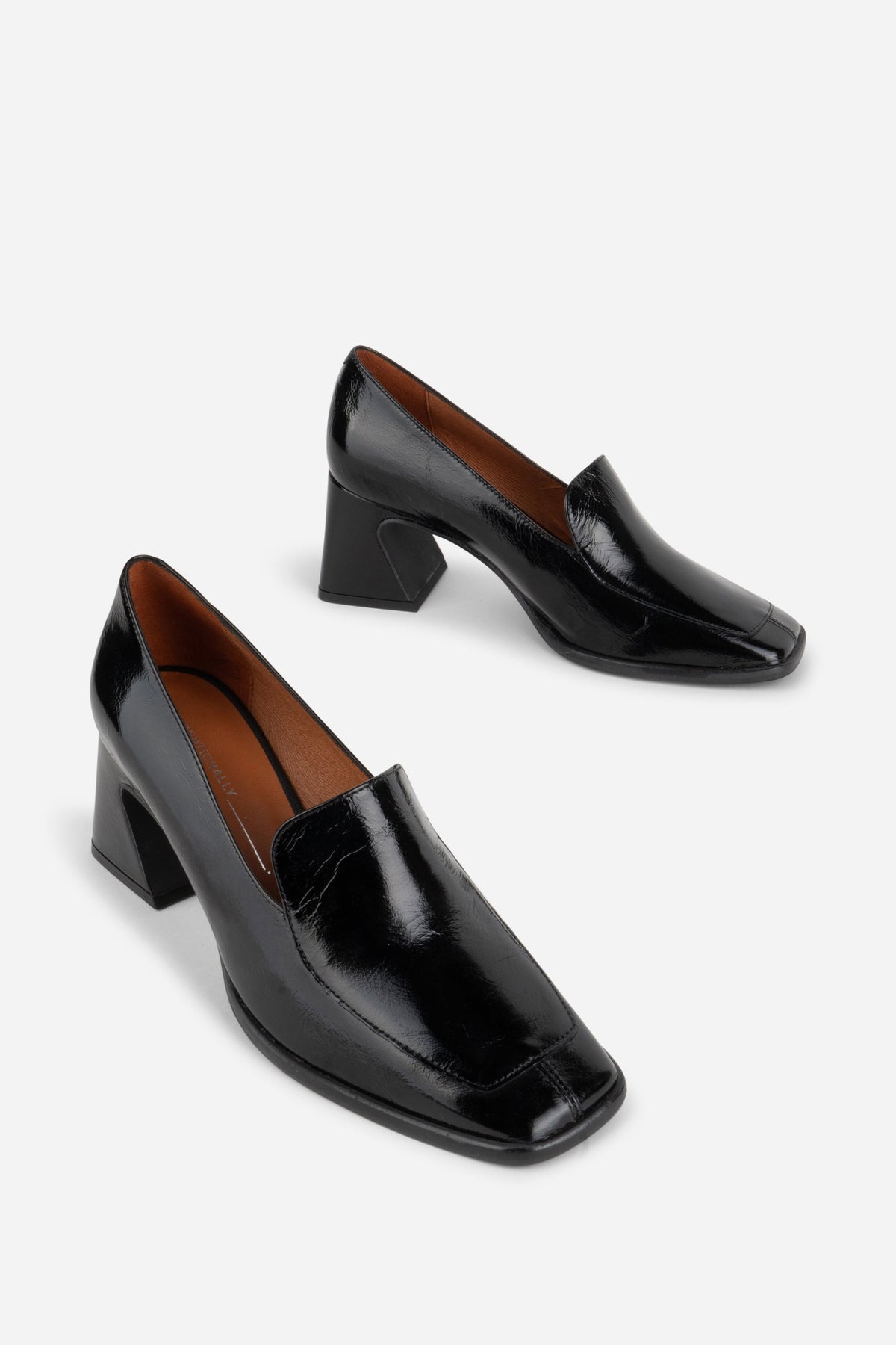 Intentionally Blank - Mosa Heeled Loafer - BLACK LEATHER