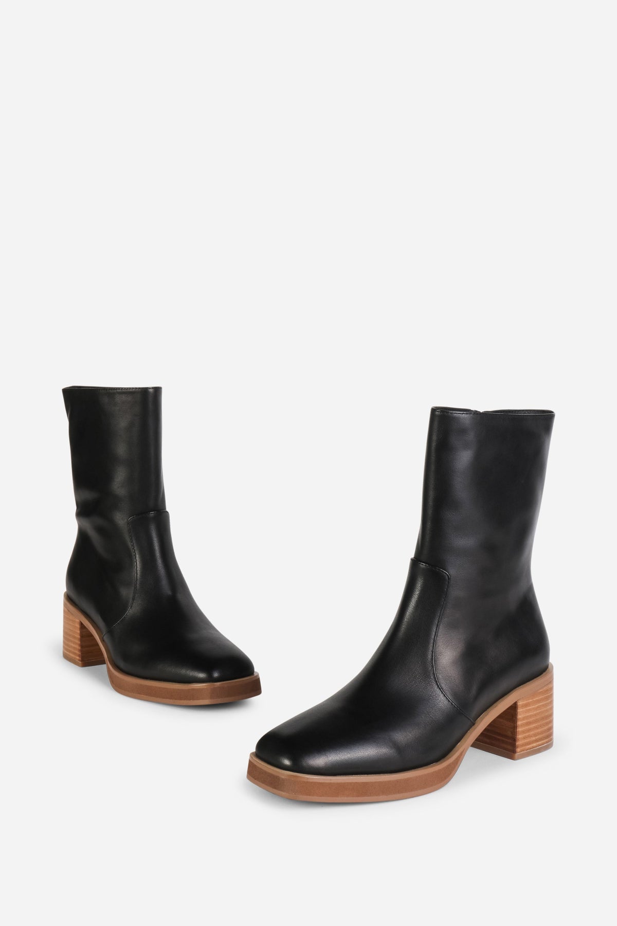 Intentionally Blank - Norfolk Stacked Heel Ankle Boot -