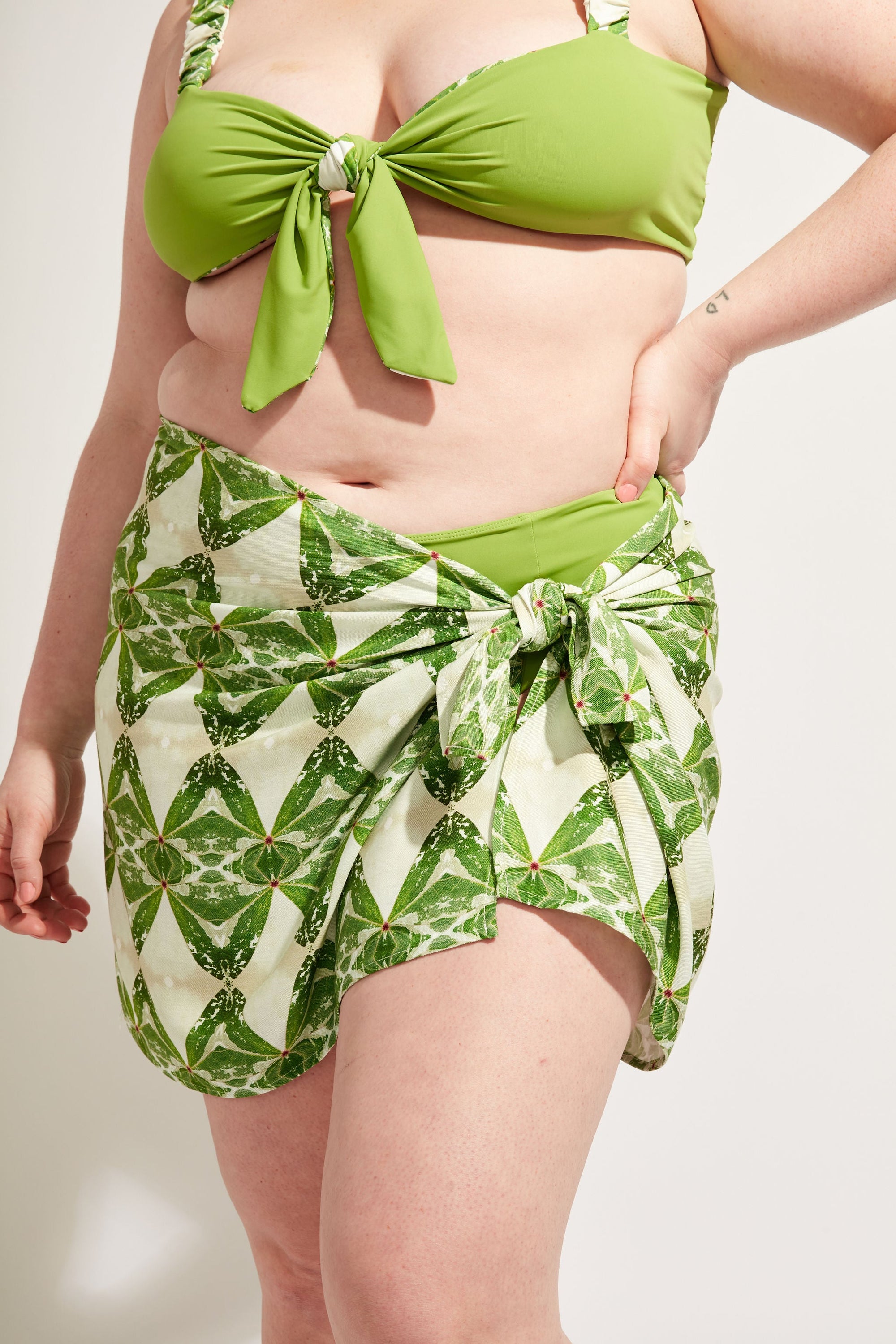 Nomads Swimwear - Sand Pareo - Pothos -