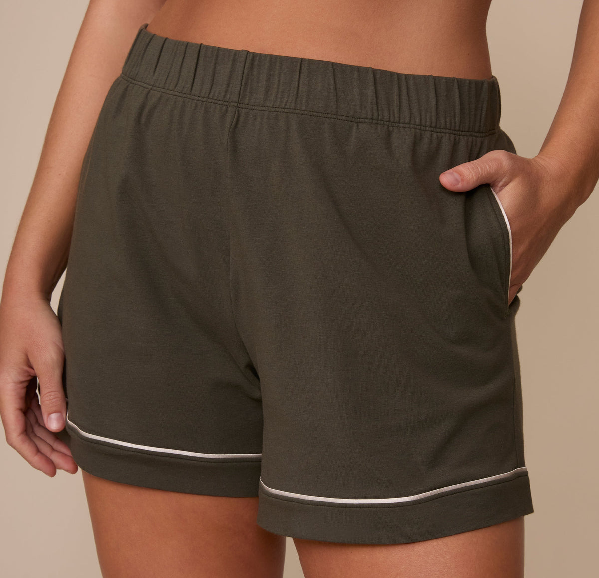 Perfect Pima Short (Piping) - Olive