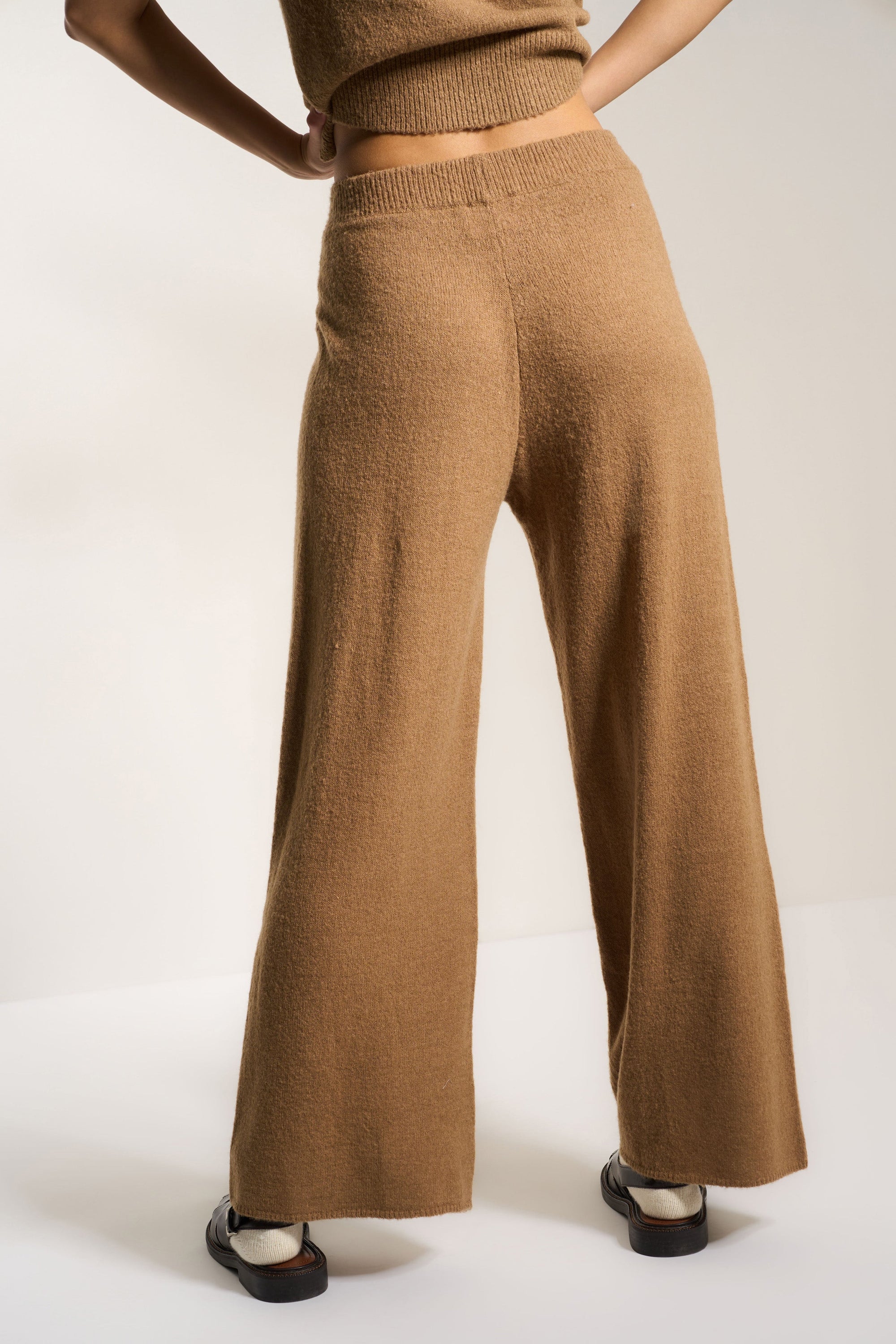 Callahan Knitwear - Pilar Pant - Raw Umber -