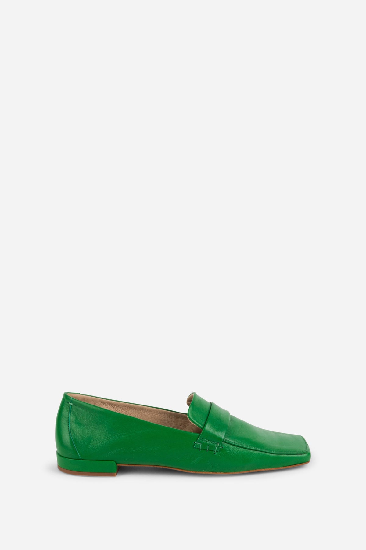 Intentionally Blank - Pinky Loafer -
