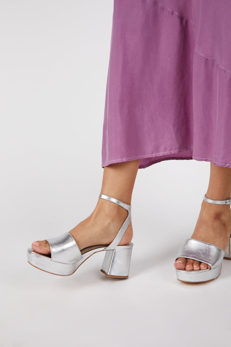 Intentionally Blank - Ruby Heel -