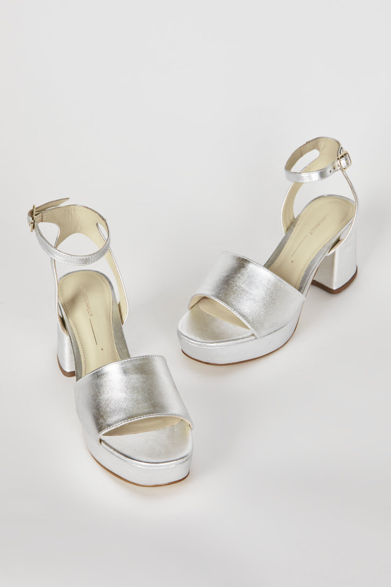 Intentionally Blank - Ruby Heel - SILVER LEATHER