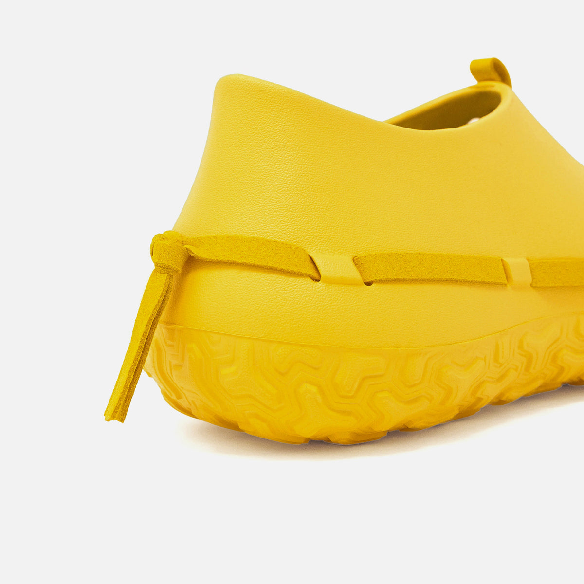 FCTRY LAb - FCTRY Mocc - Banana Cream -