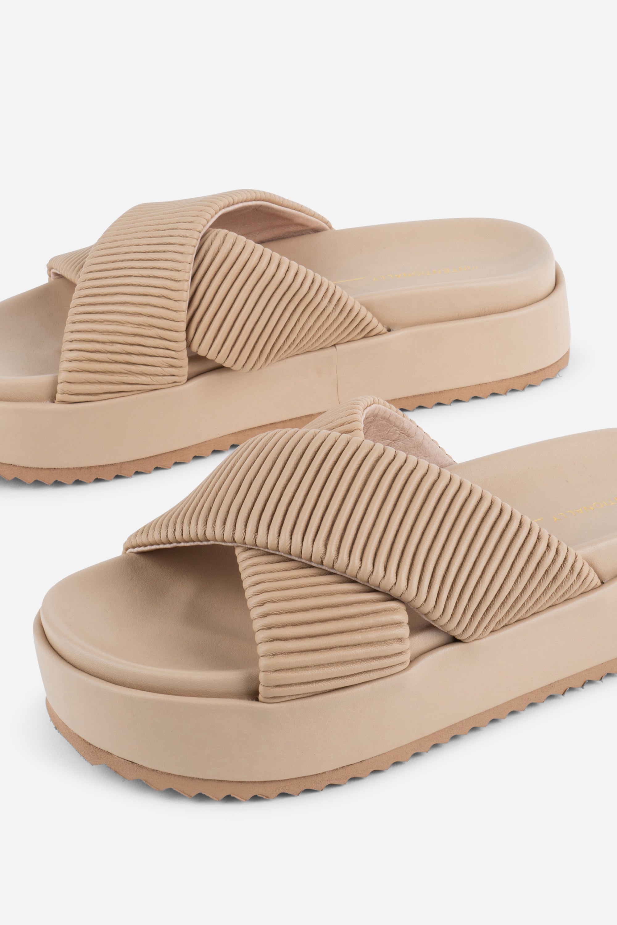 Intentionally Blank - Sylvie Flatform Sandal -