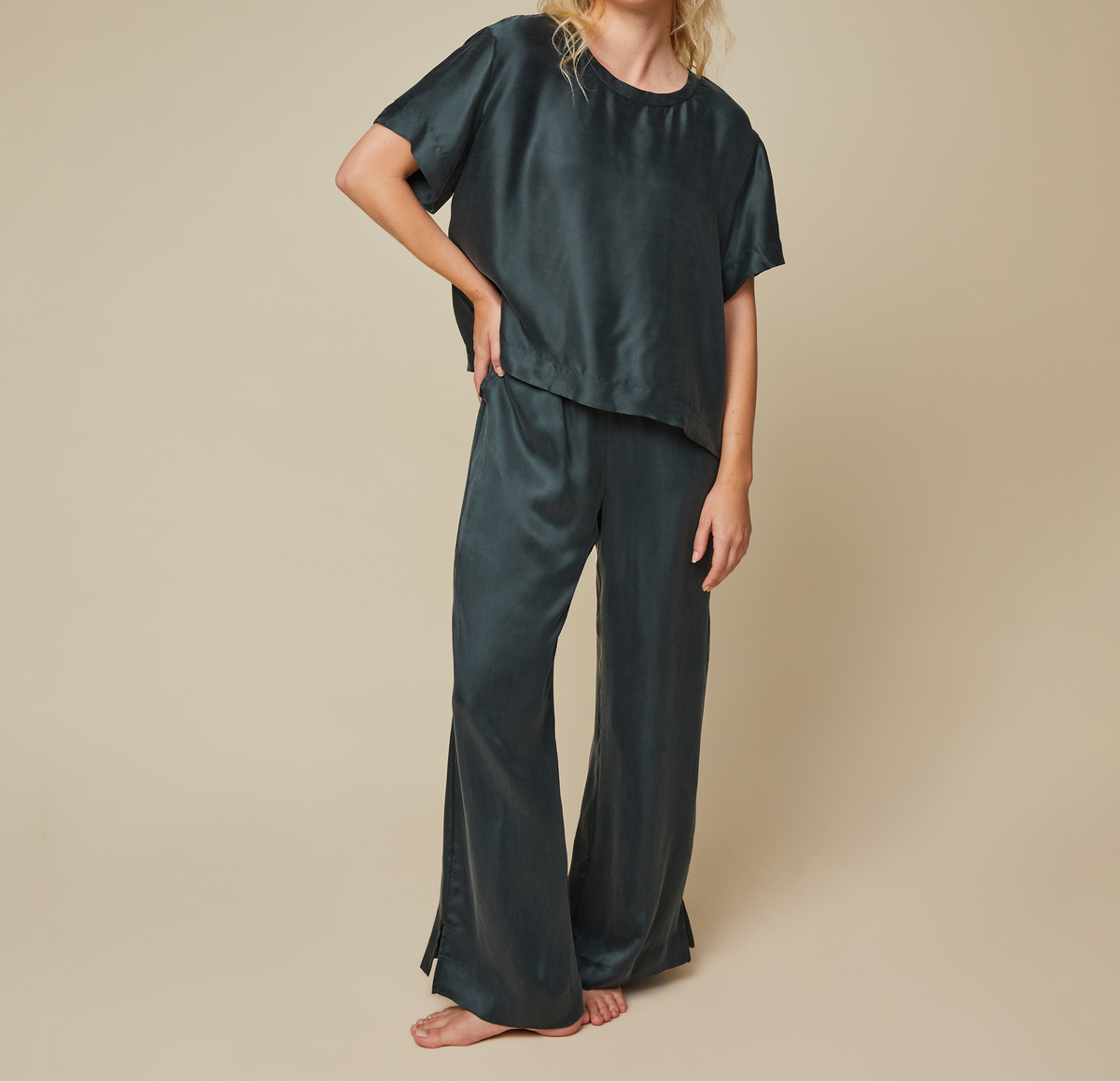 Harper Wilde - Silky Sleep T-Shirt - Forest -