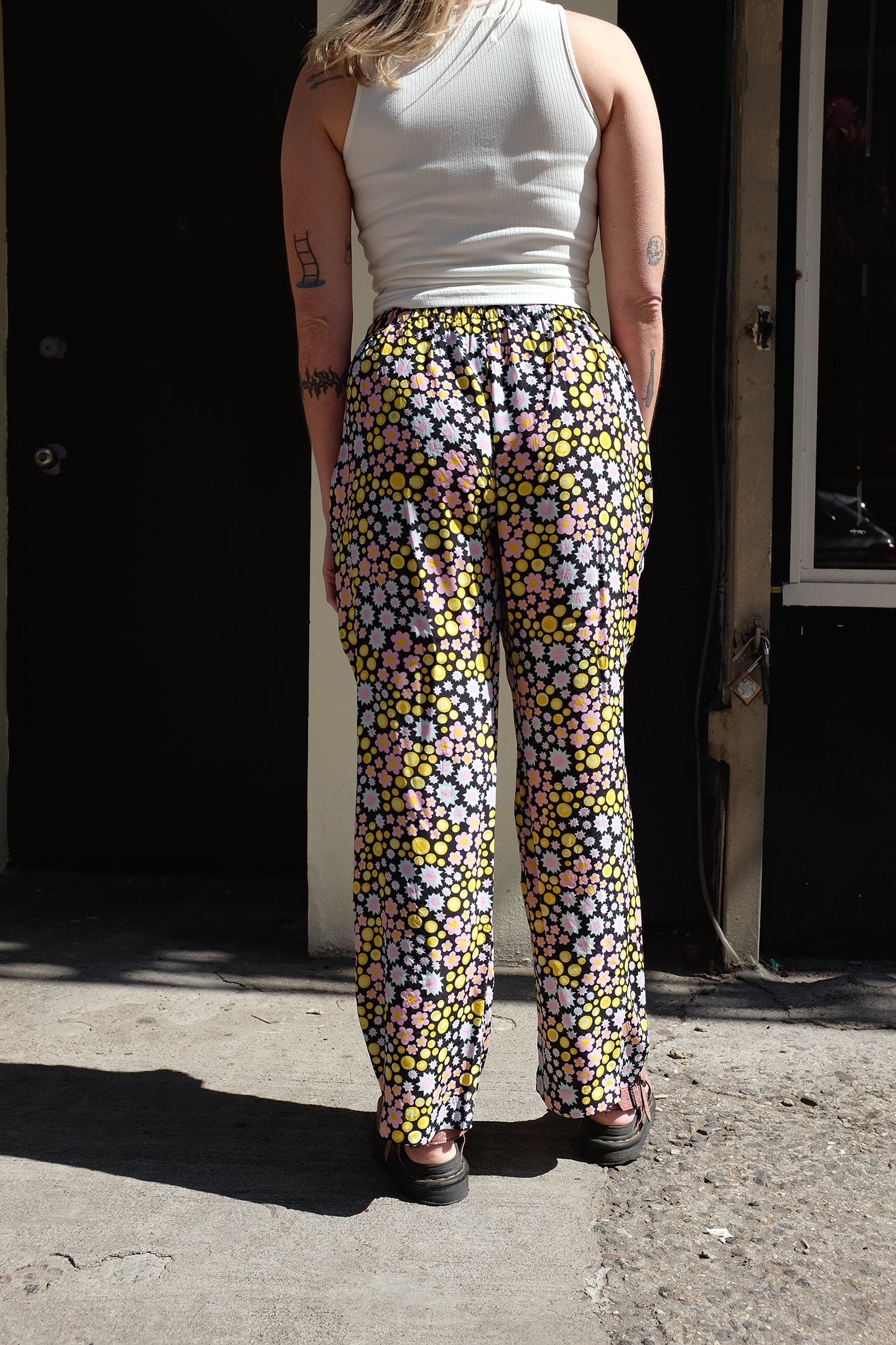 WRAY - Sol Straight Leg Pant - Pop Rocks Floral -