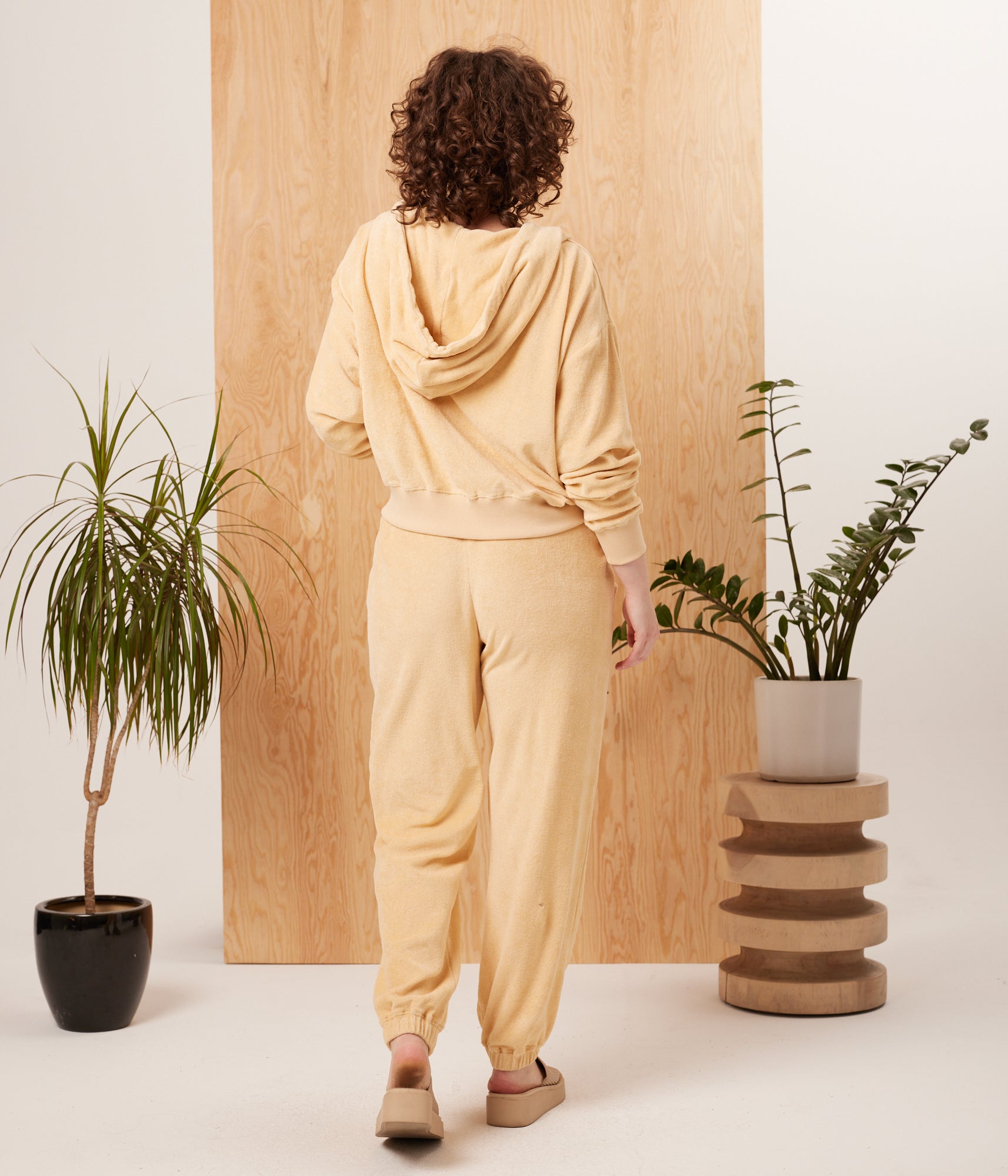 Known Supply - Tansy Jogger - Light Peach -