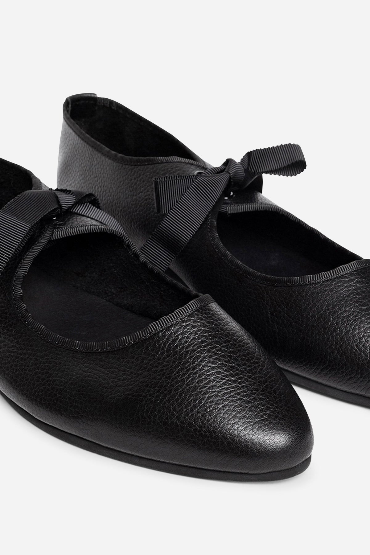 Intentionally Blank - Valley Black Sole Ballet Flat -
