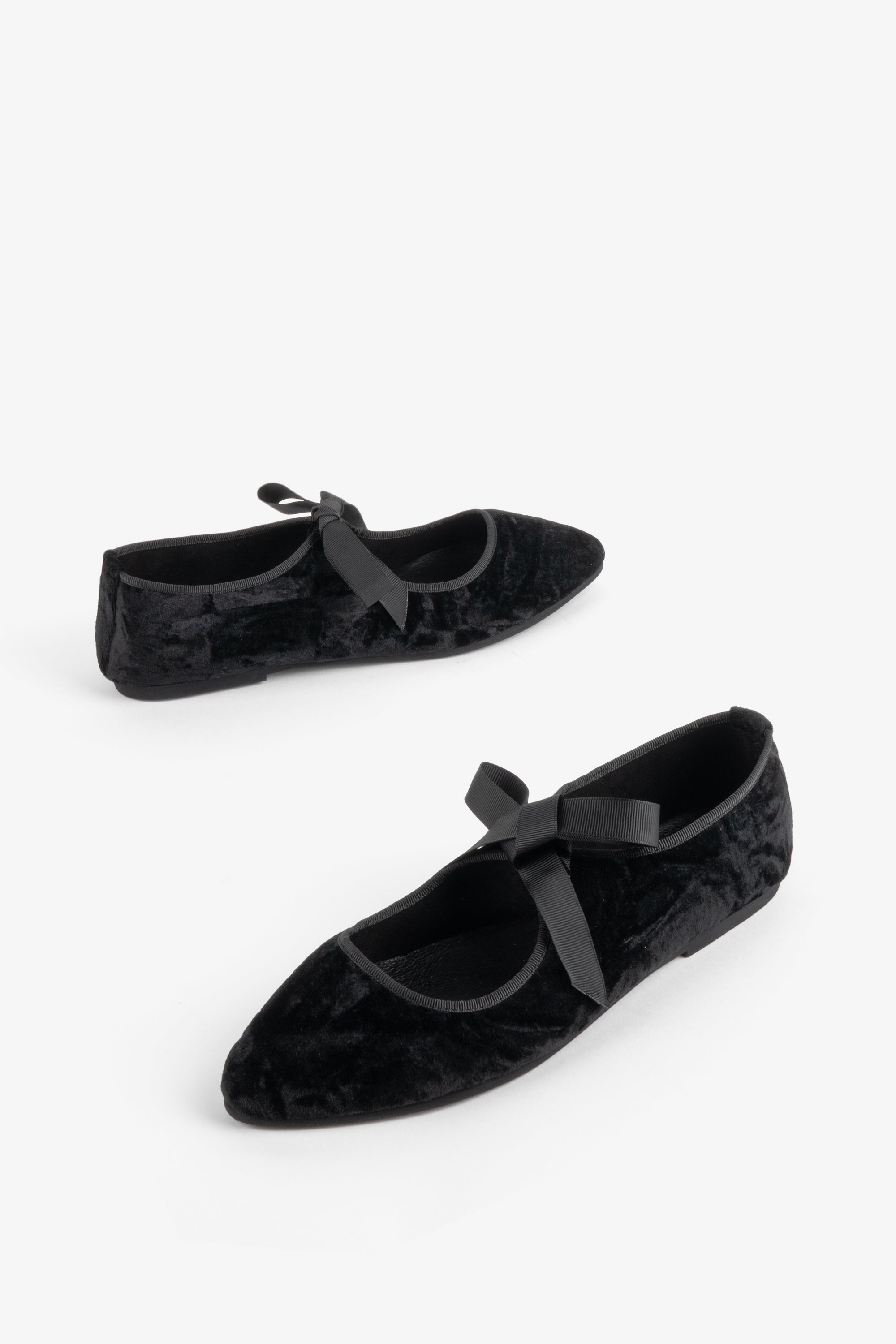 Intentionally Blank - Valley Velvet Ballet Flat -