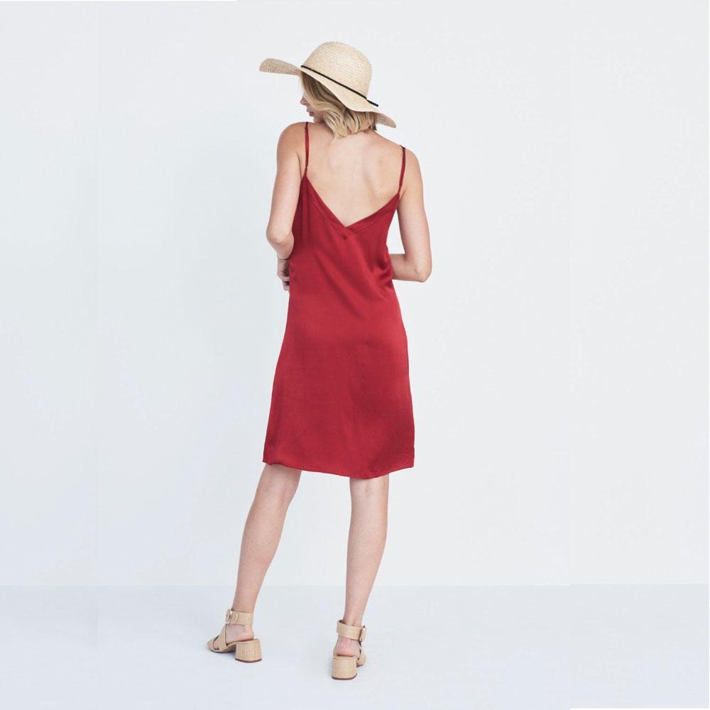 Siizu - Silk V Dress in Red -