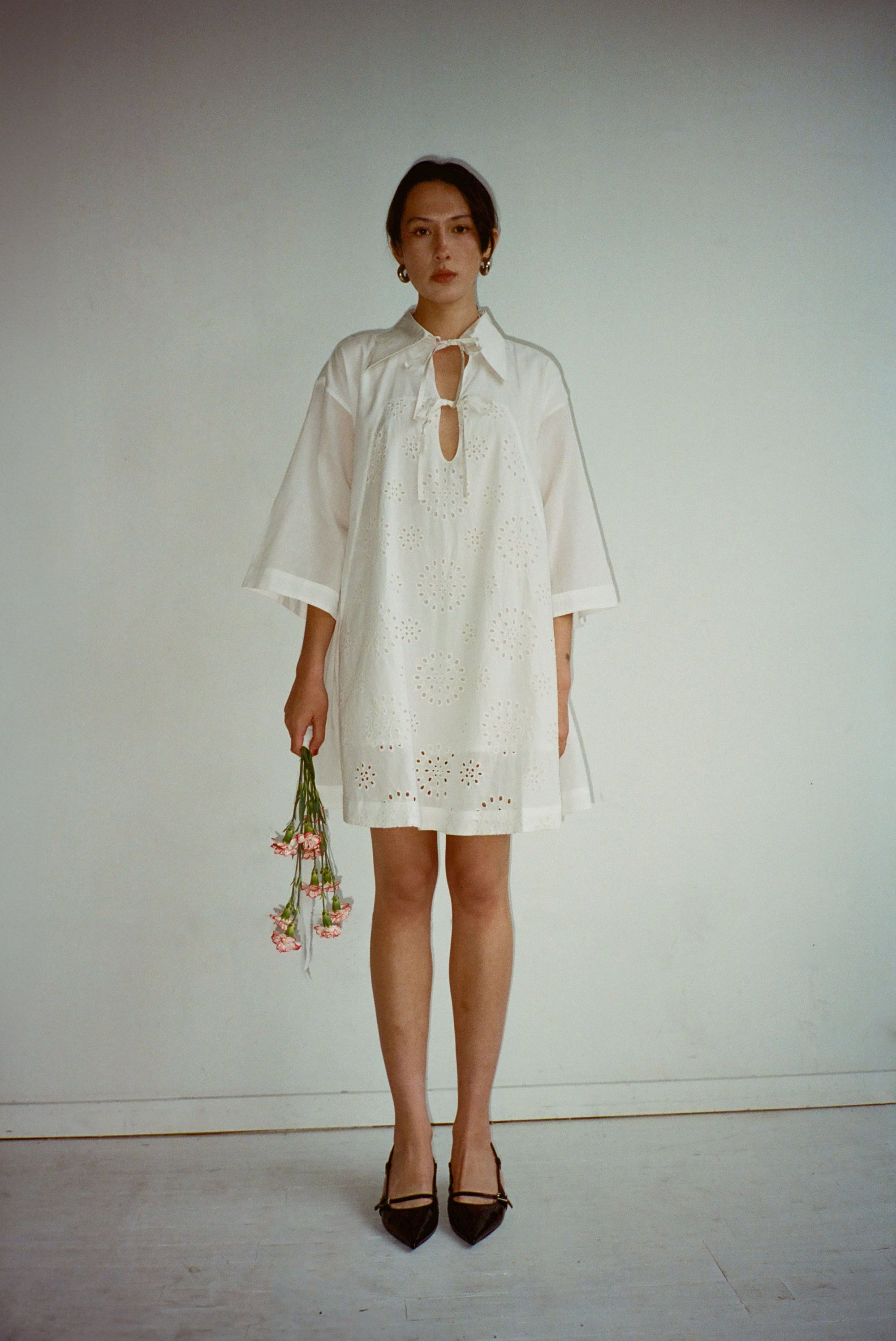 WRAY - Apron Dress - Salt Eyelet -