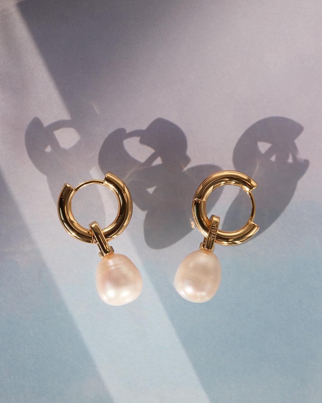 Luv Aj - The White Pearl Amalfi Huggies -