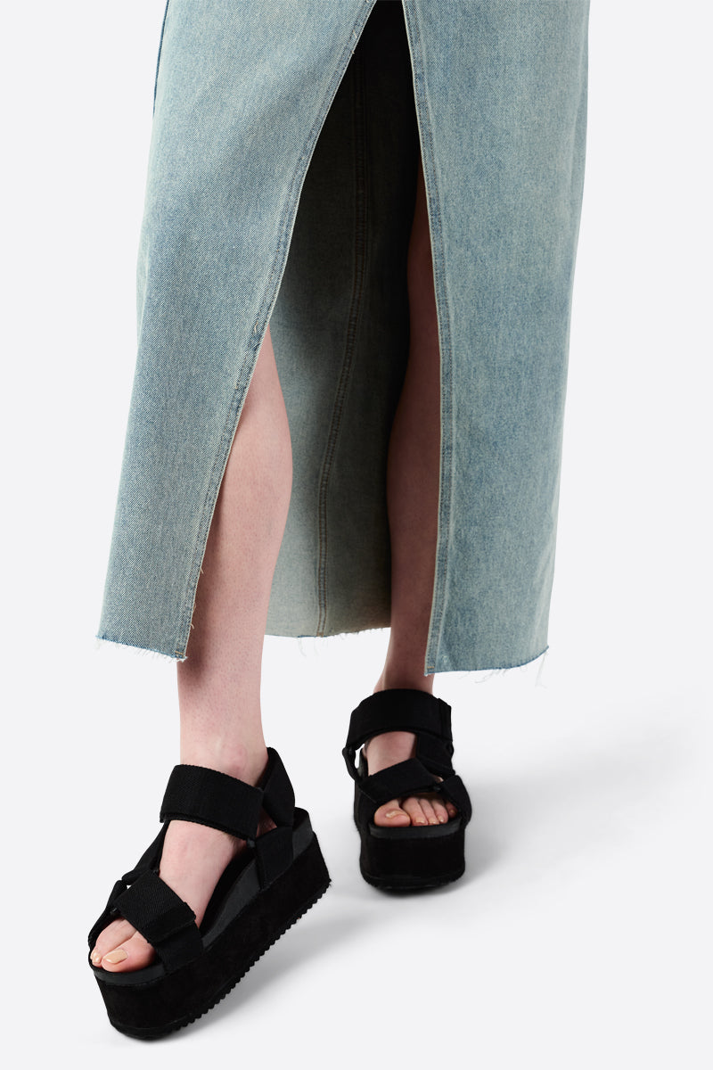 Intentionally Blank - Zona Black Sole Platform Sandal -
