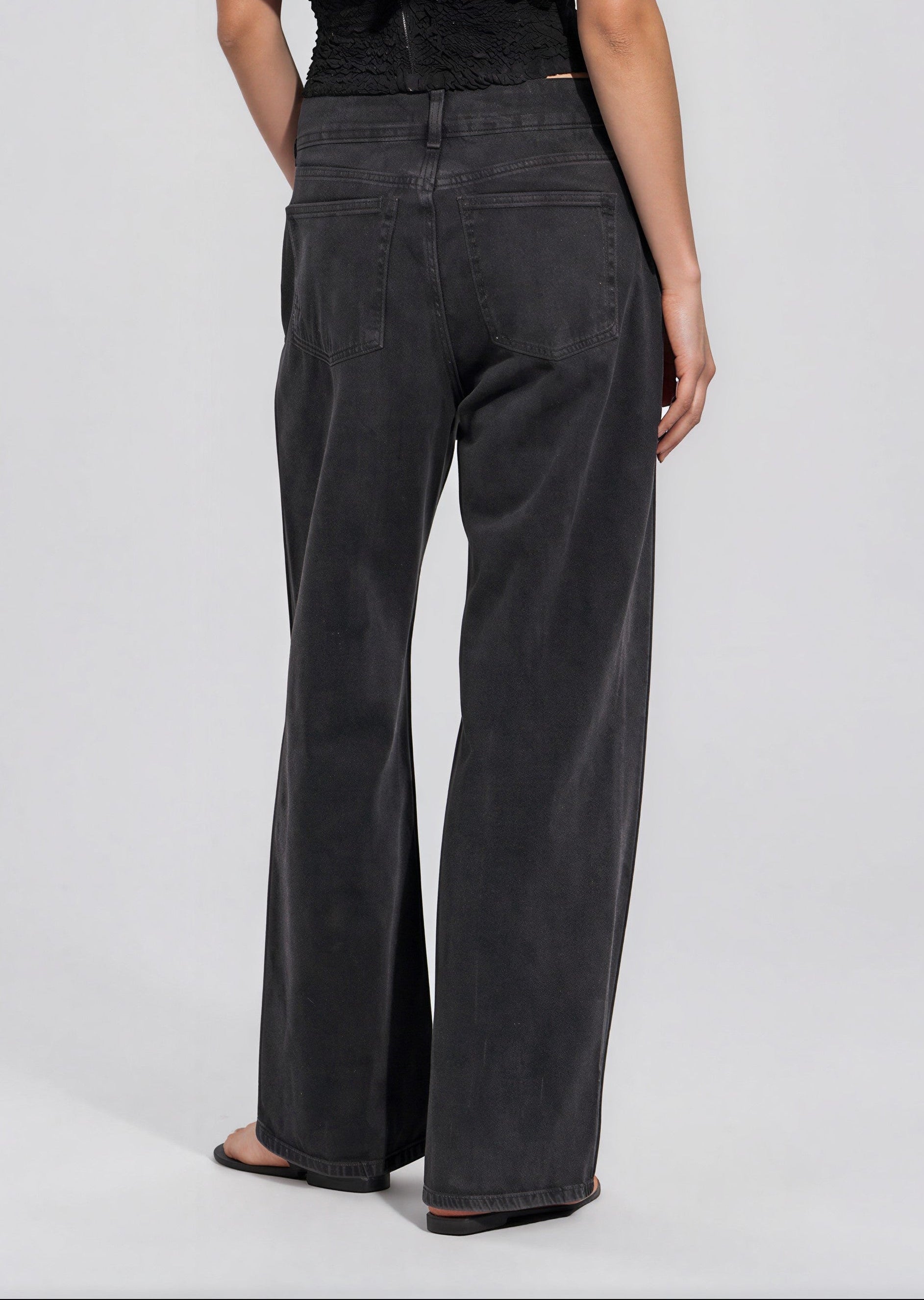& Other Stories - Wide Cut Jeans - Black -