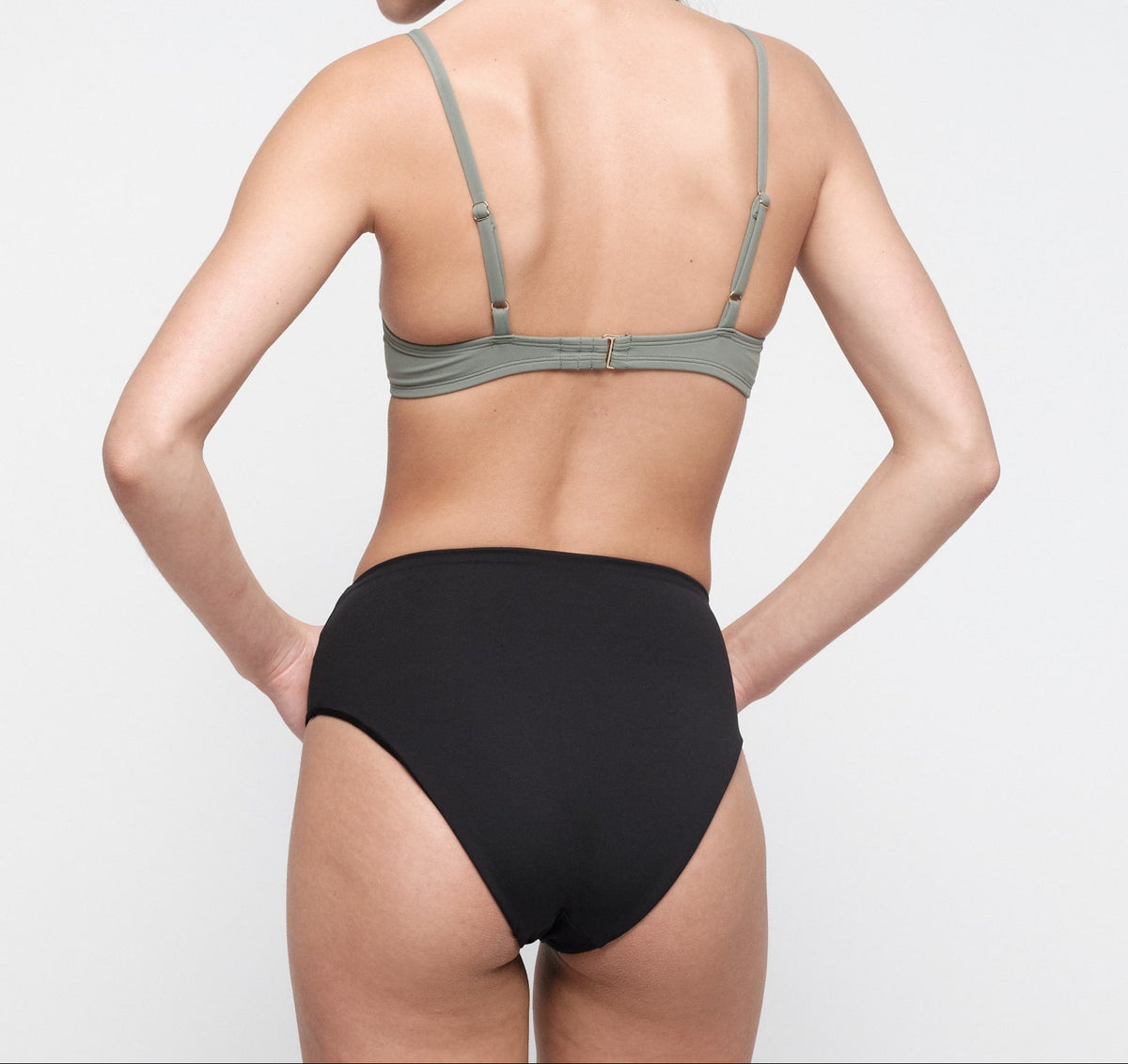 Organic Basics - Swim High-Rise Bikini Bottom - Black -