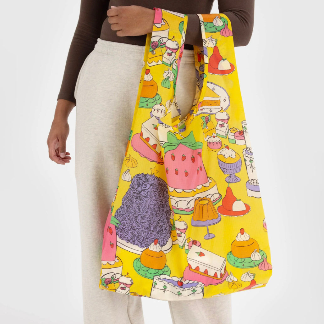 BAGGU スモールナイロンクレセントバッグ ピオニー Small Nylon Crescent Bag - Peony – offe market