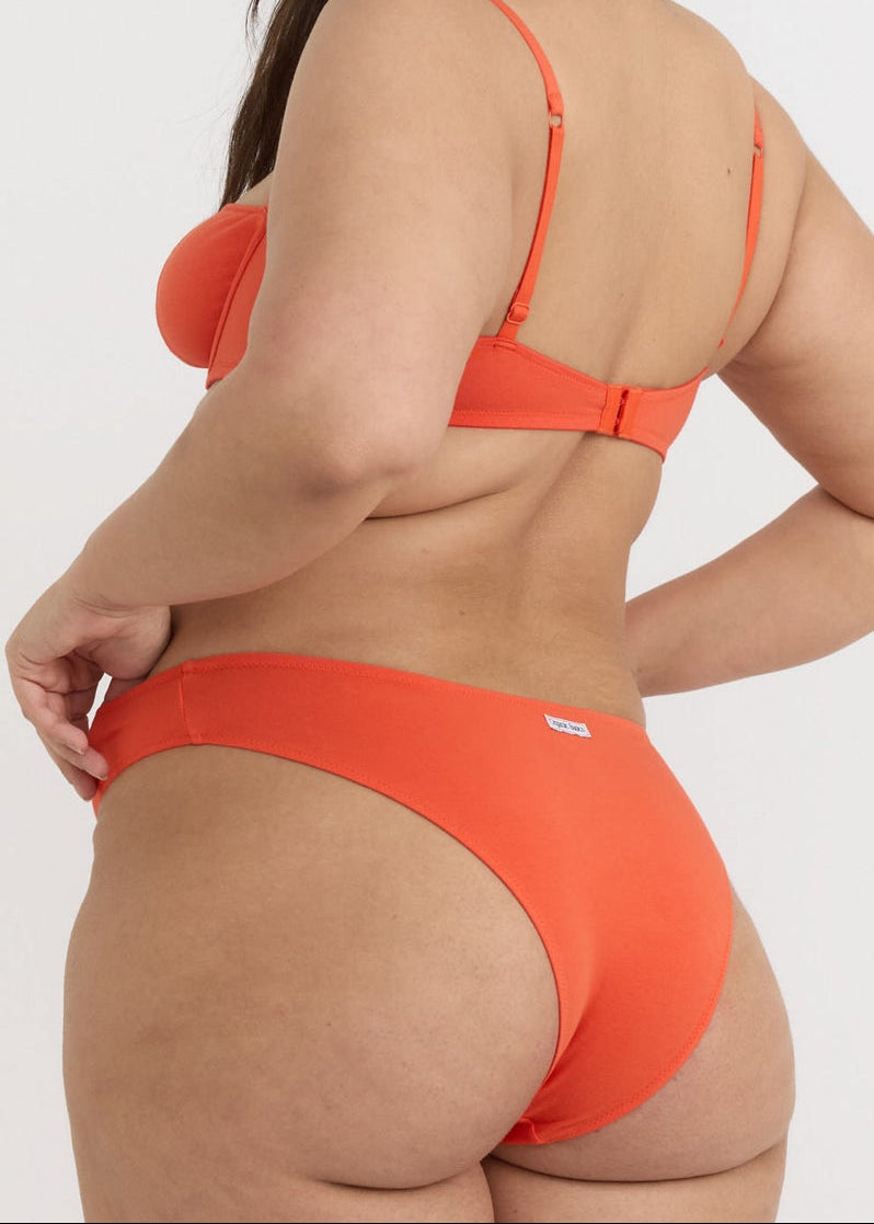 Organic Basics - Core Icon Brazilian Briefs - Vibrant Red -