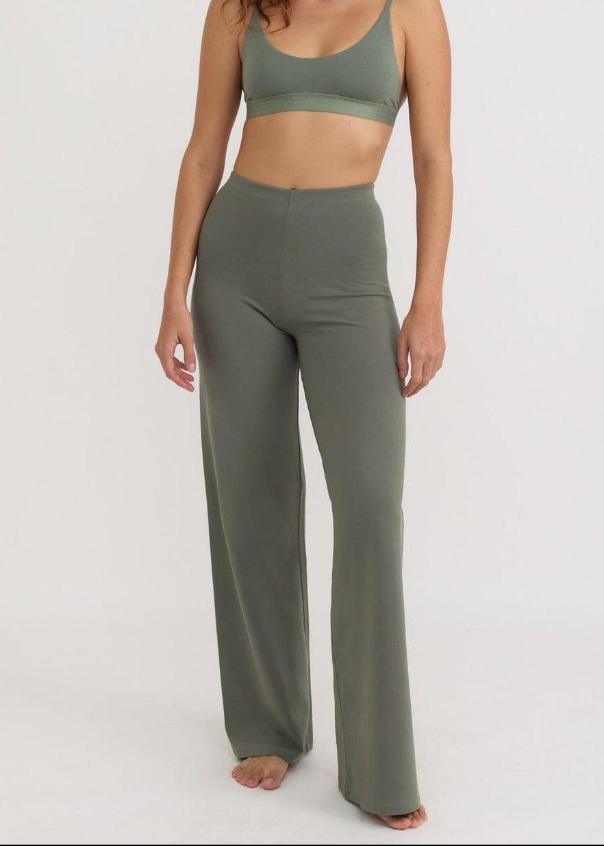 Organic Basics - Core Straight Leg Pants - Seaweed -