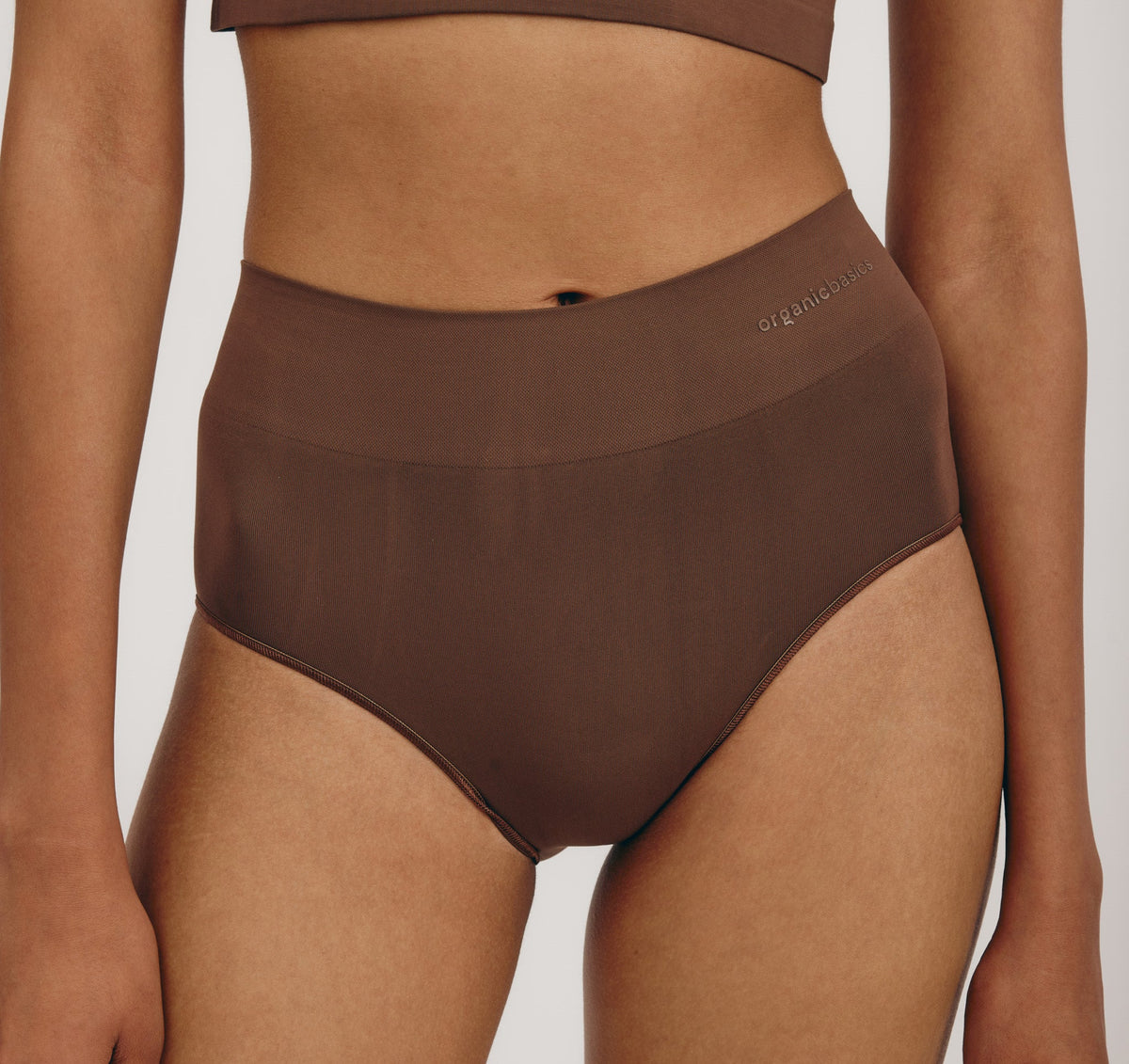 Organic Basics - Smooth Hipster - Walnut -