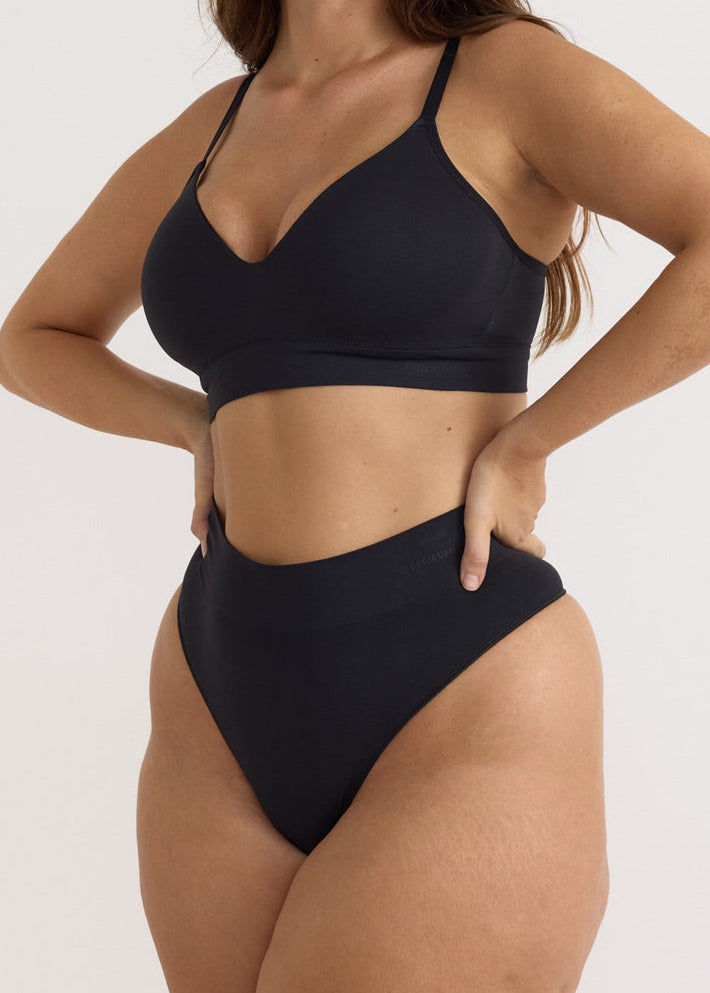 Organic Basics - Smooth Thong 5 Pack - Black -