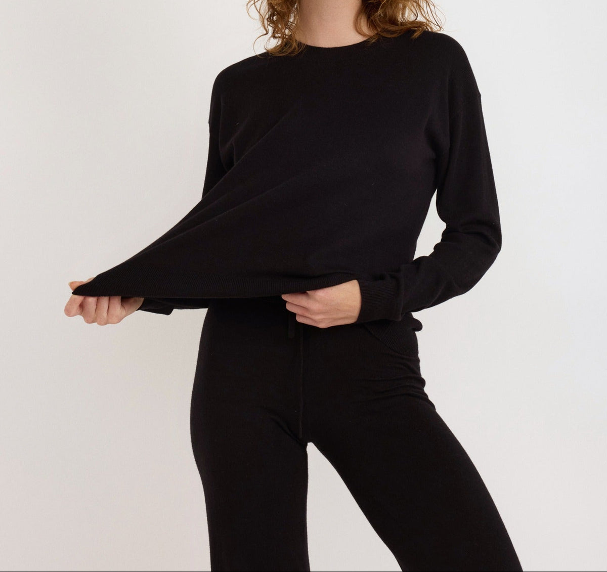 Organic Basics - Soft Knit Boxy Crewneck Sweater - Black -