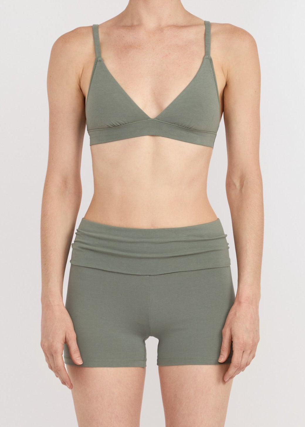 Organic Basics - Flex Foldover Shorts - Seaweed -