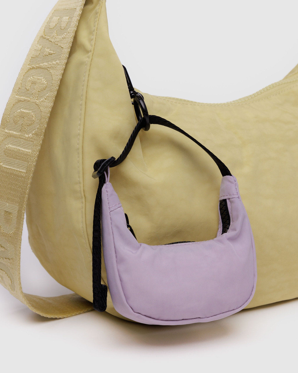 Baggu - Crescent Bag Charm - Dusty Pink -