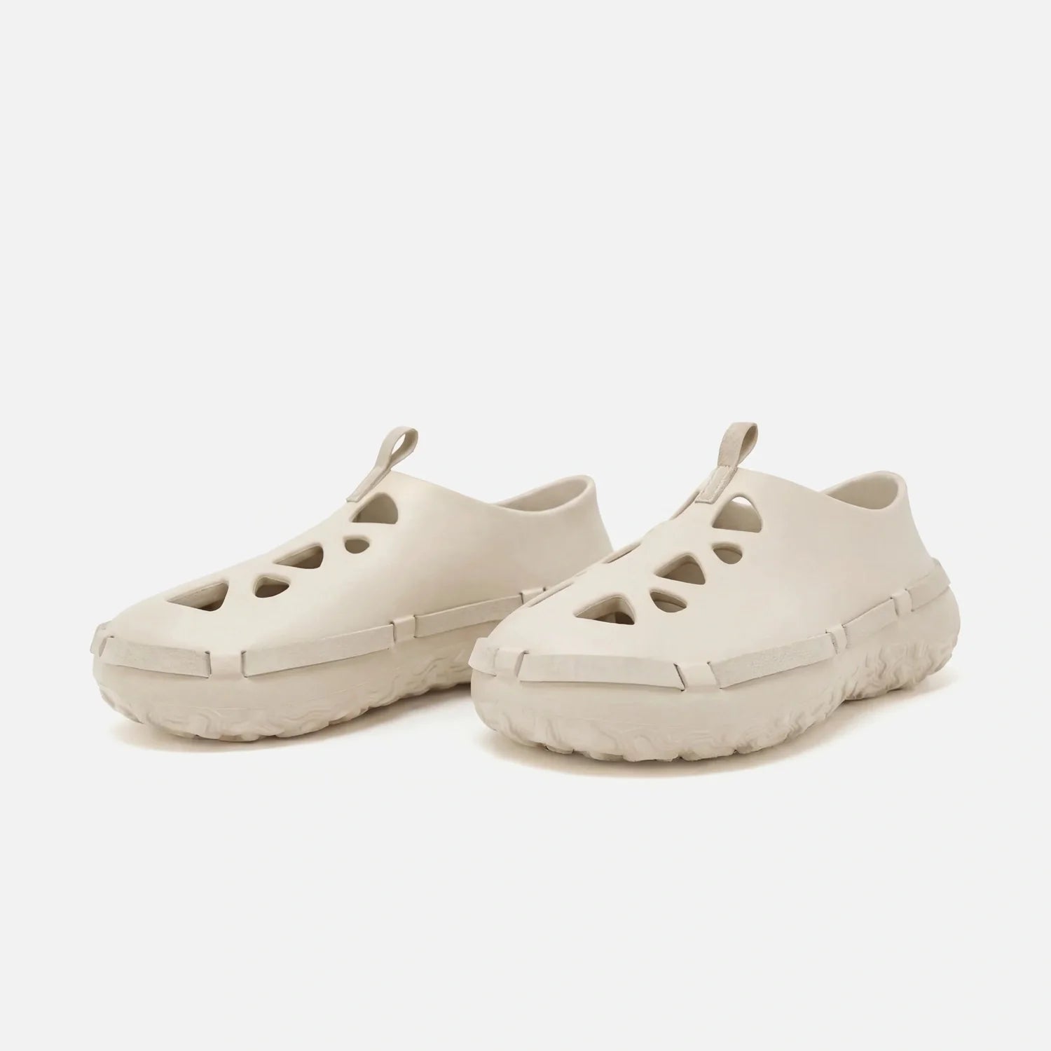 FCTRY Lab Women's MOCC Eggnog Creme - Three Quarter View