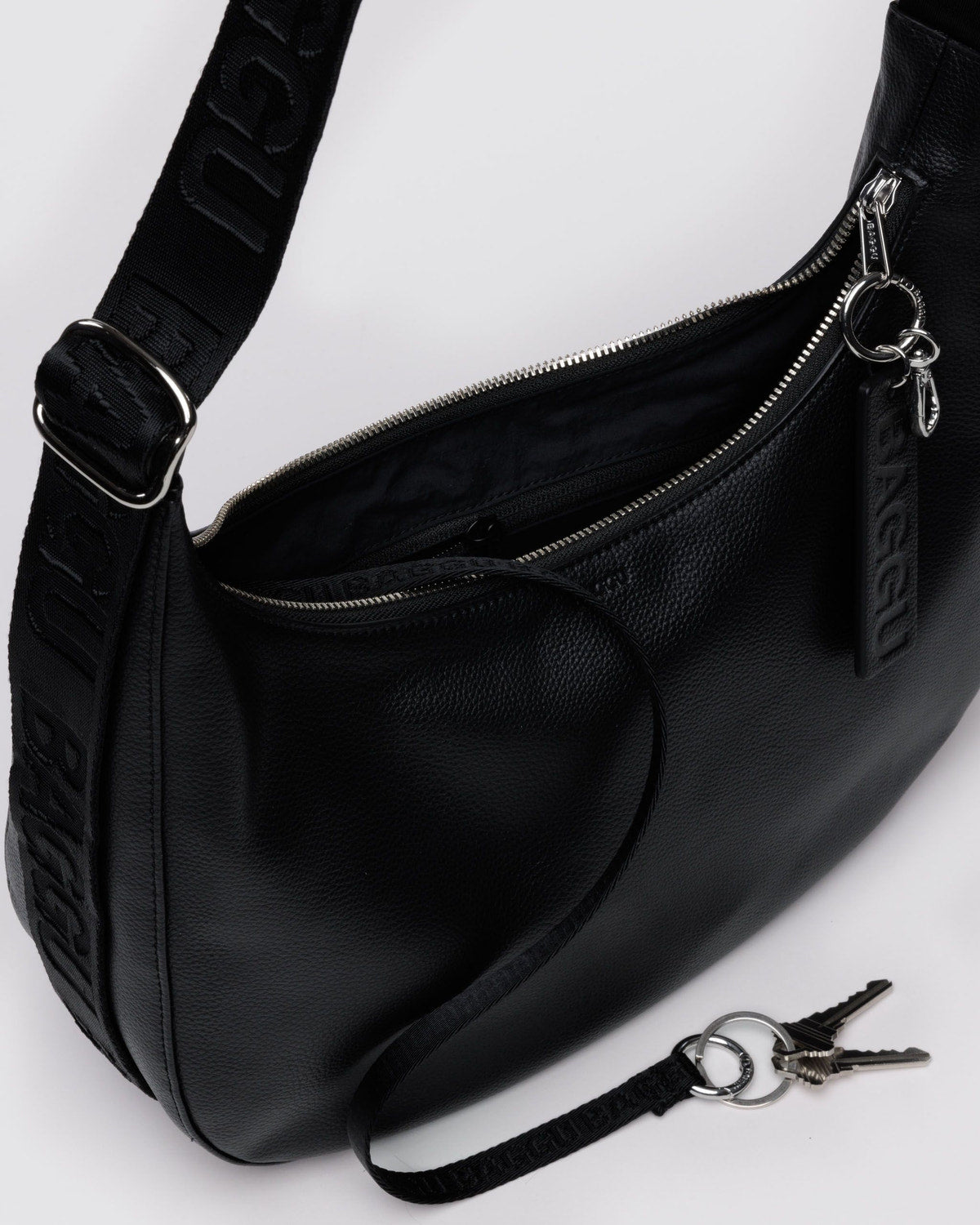 Baggu - Medium Recycled Leather Crescent Bag - Black -