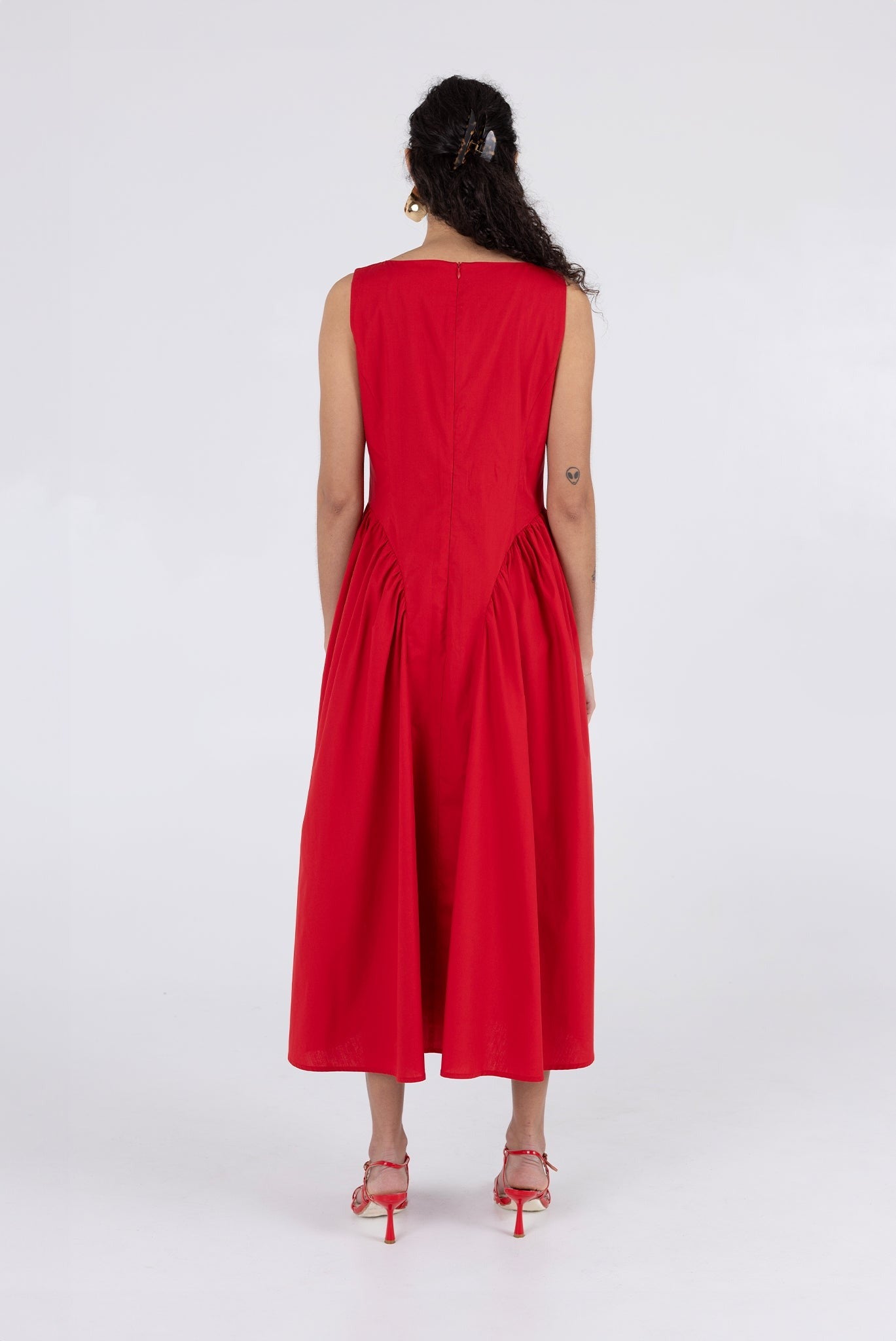 WRAY - Vanessa Dress – Scarlet -