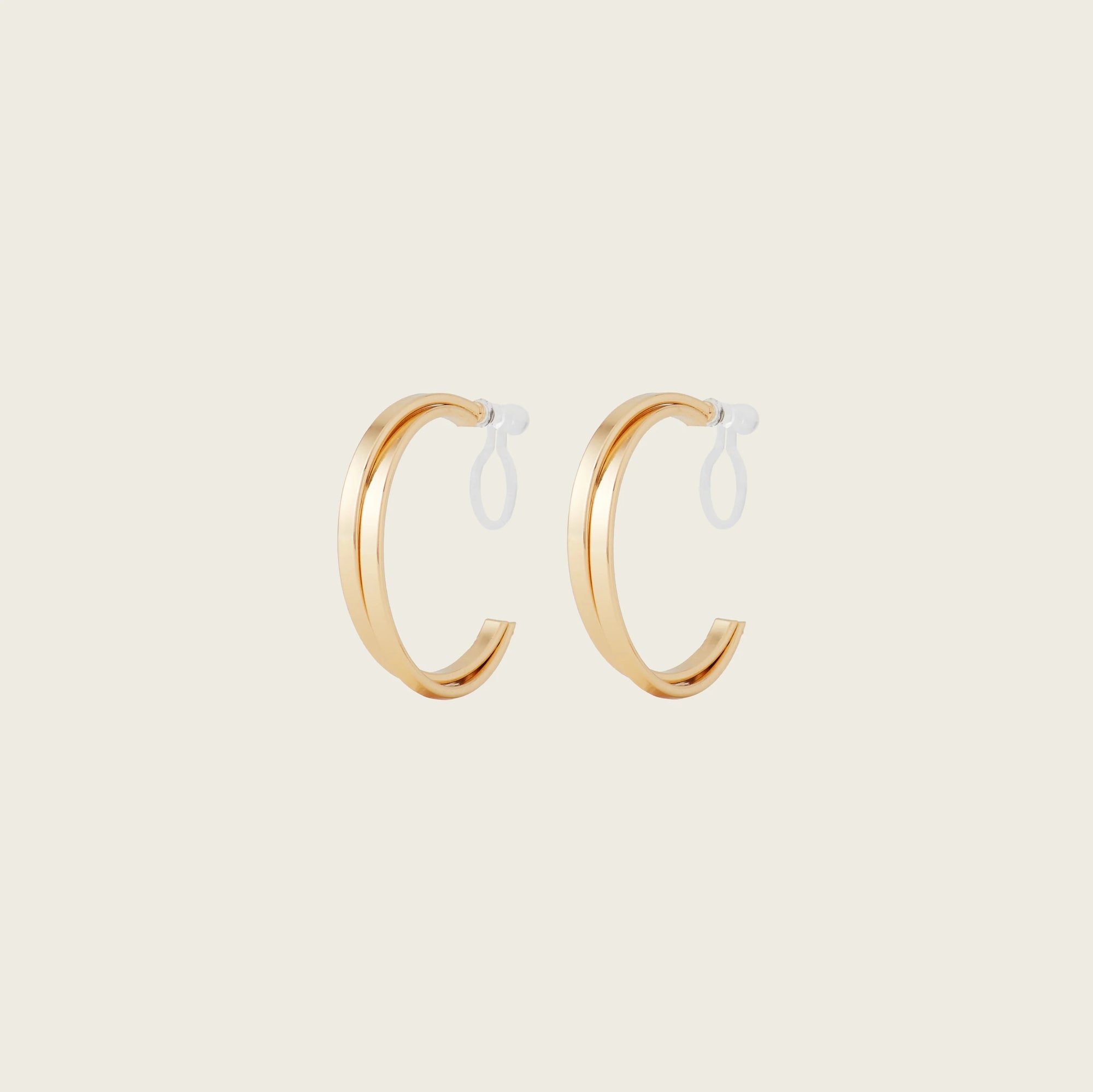 Aiori - Cassie Hoop Clip On Earrings - Gold -