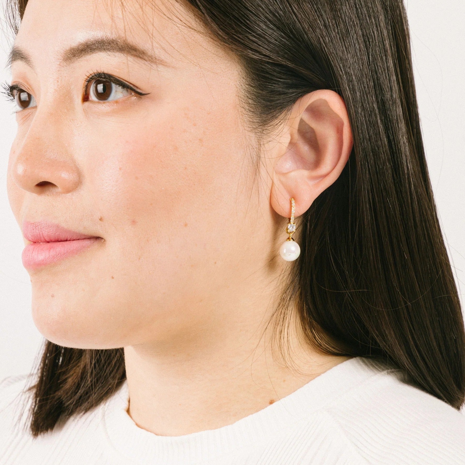 Aiori - Claire Pearl Clip On Earrings - Gold -