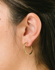 Aiori - Cassie Hoop Clip On Earrings - Gold -
