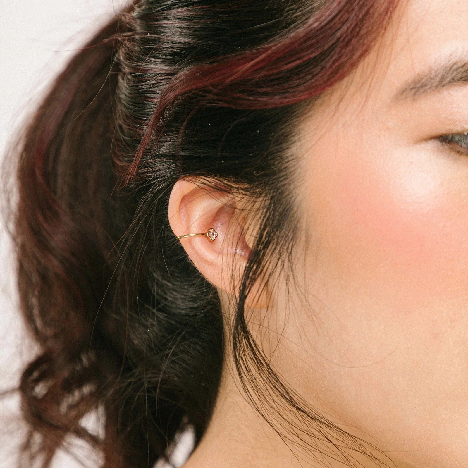 Aiori - Clover Ear Cuff - Gold -